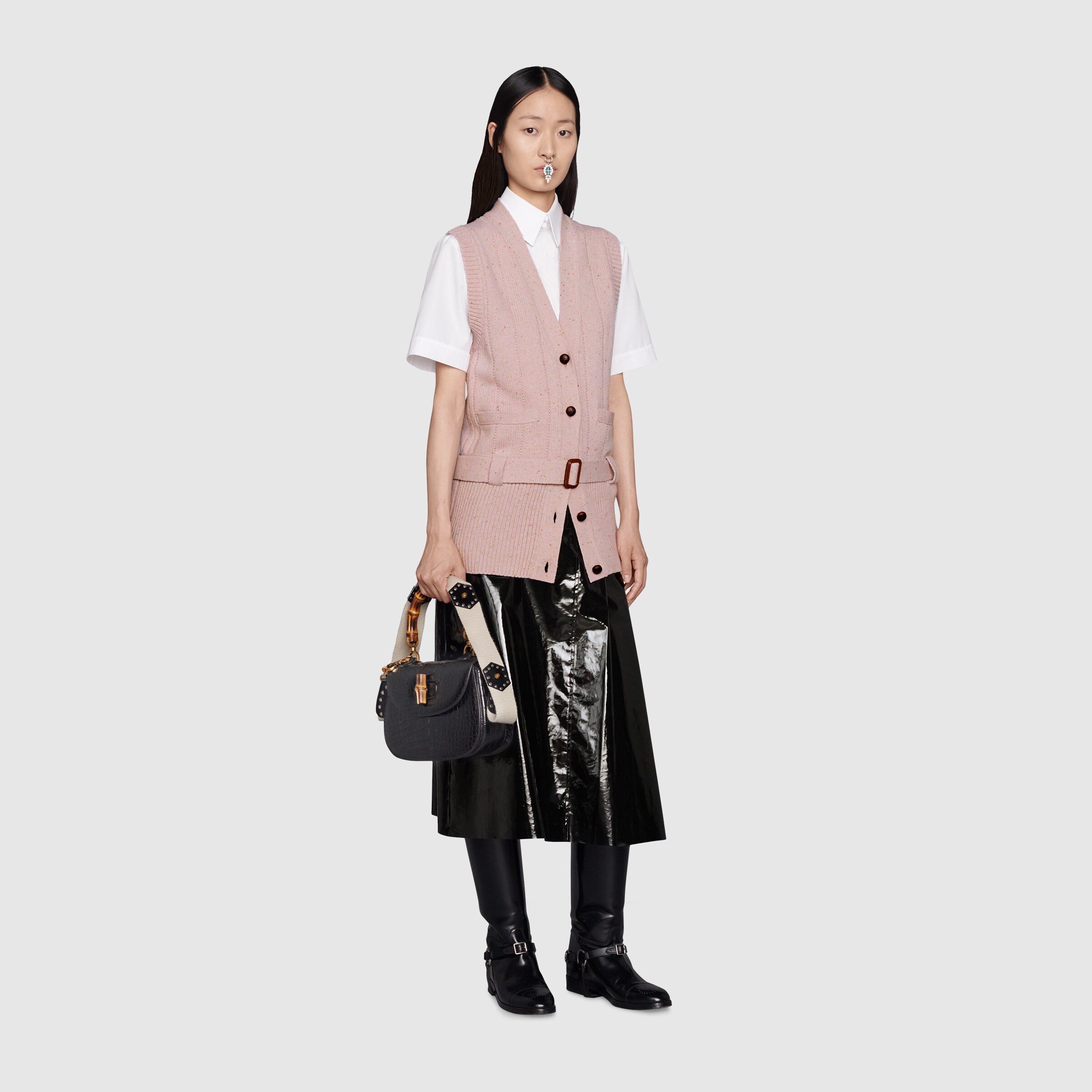 680891_XKB3A_5018_002_100_0000_Light-Belted-rib-wool-knit-vest.jpg