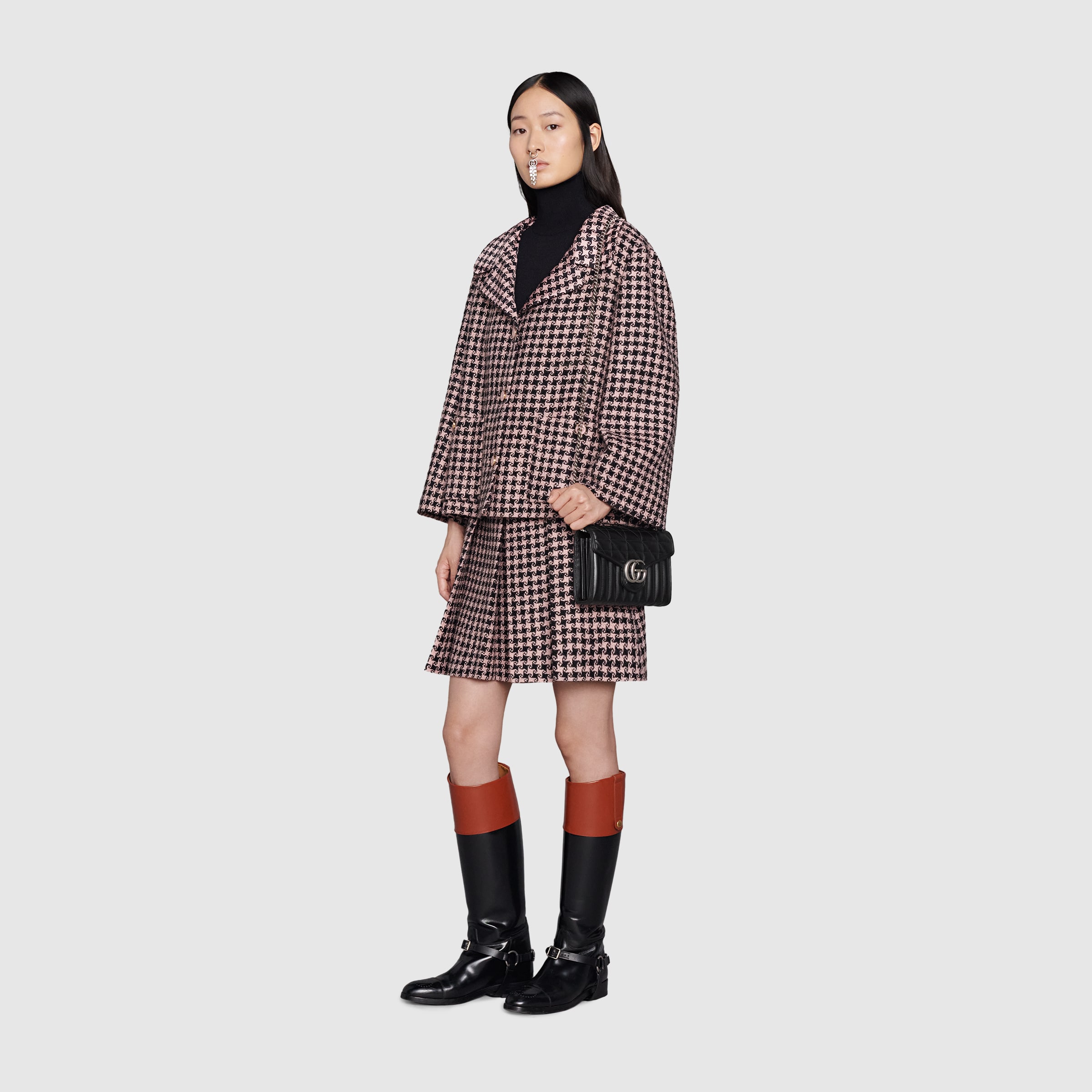 474575_DTD5N_1000_005_100_0000_Light-GG-Marmont-matelass-mini-bag.jpg