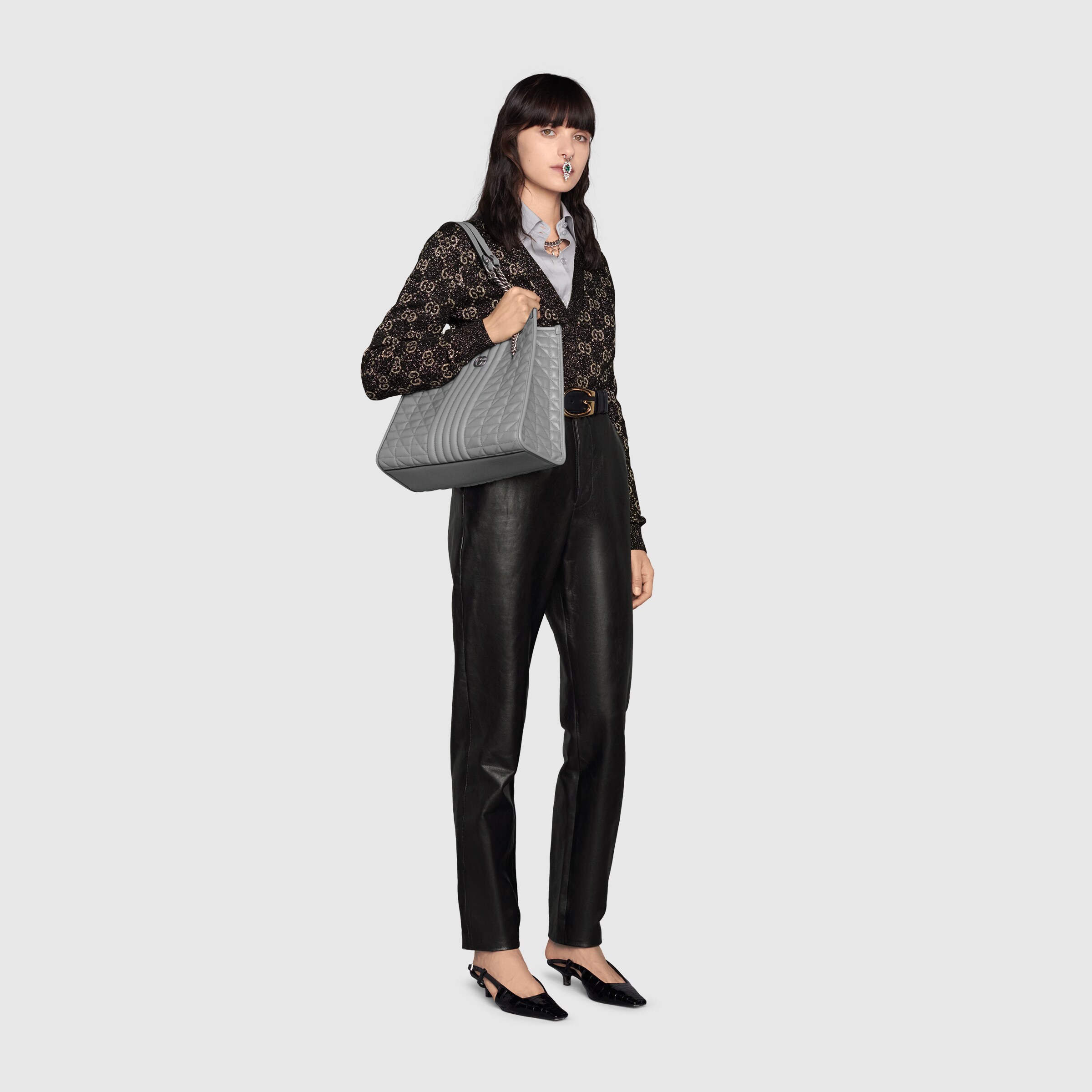 675796_UM8BN_1711_005_100_0000_Light-GG-Marmont-medium-tote-bag.jpg