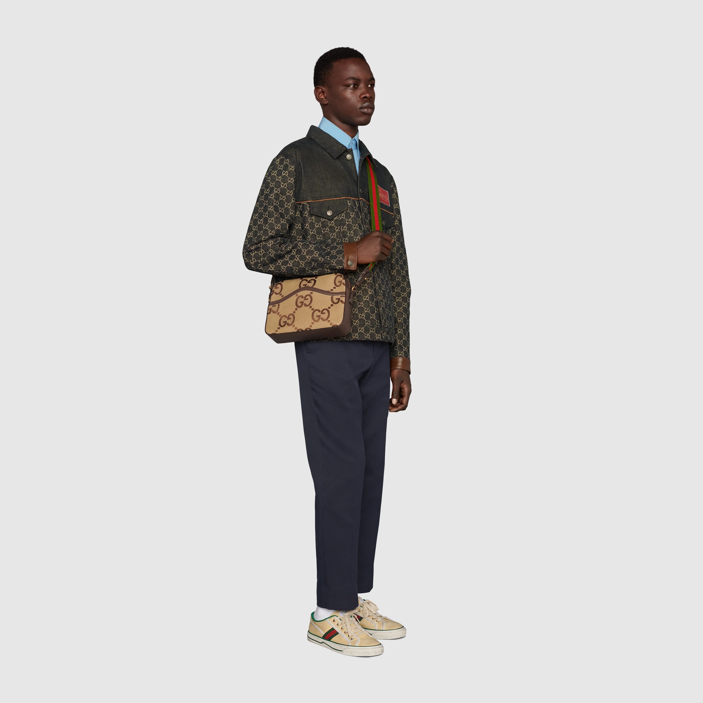 675891_UKMDG_2570_005_100_0000_Light-Messenger-bag-with-jumbo-GG.jpg