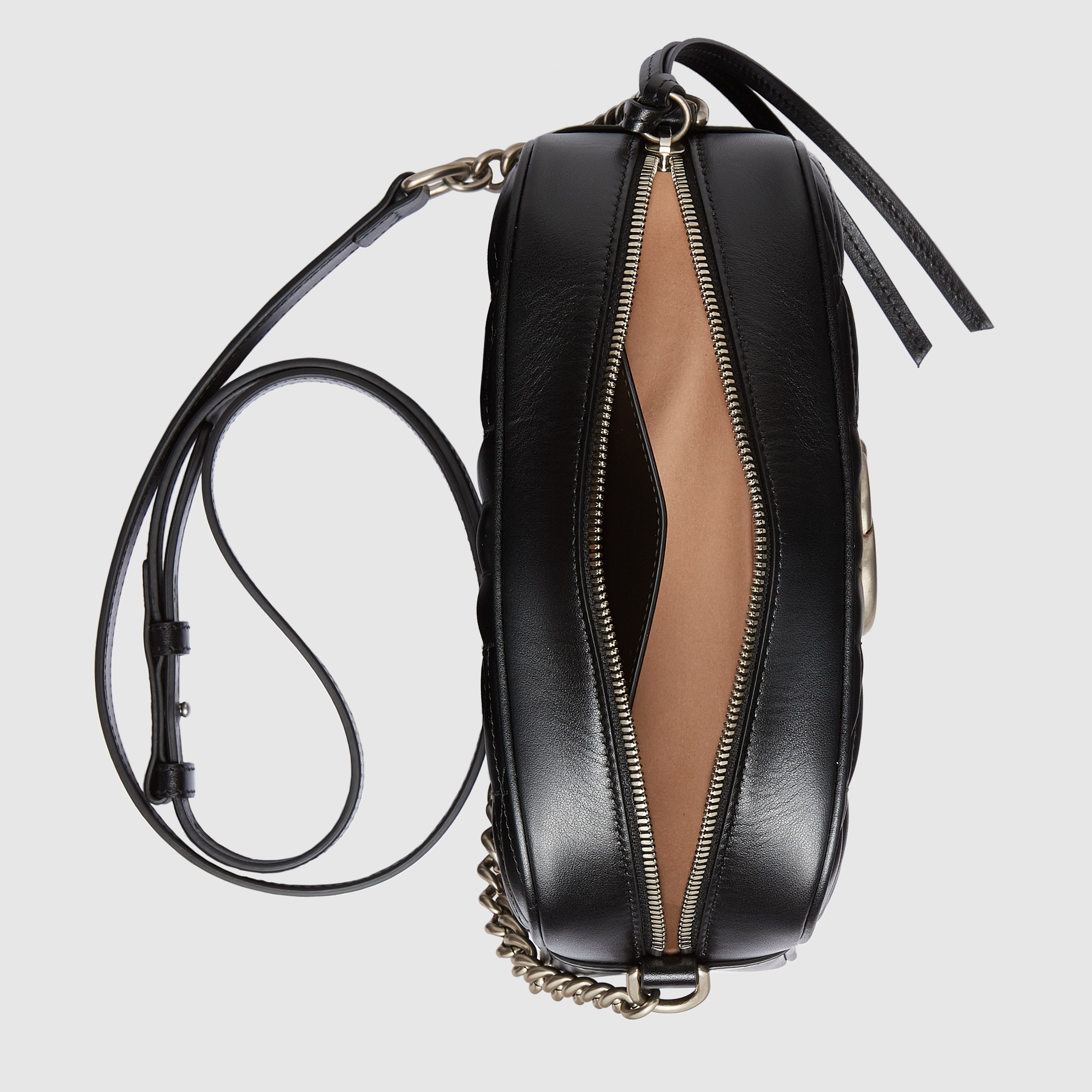 447632_UM8BN_1000_007_100_0000_Light-GG-Marmont-small-shoulder-bag.jpg