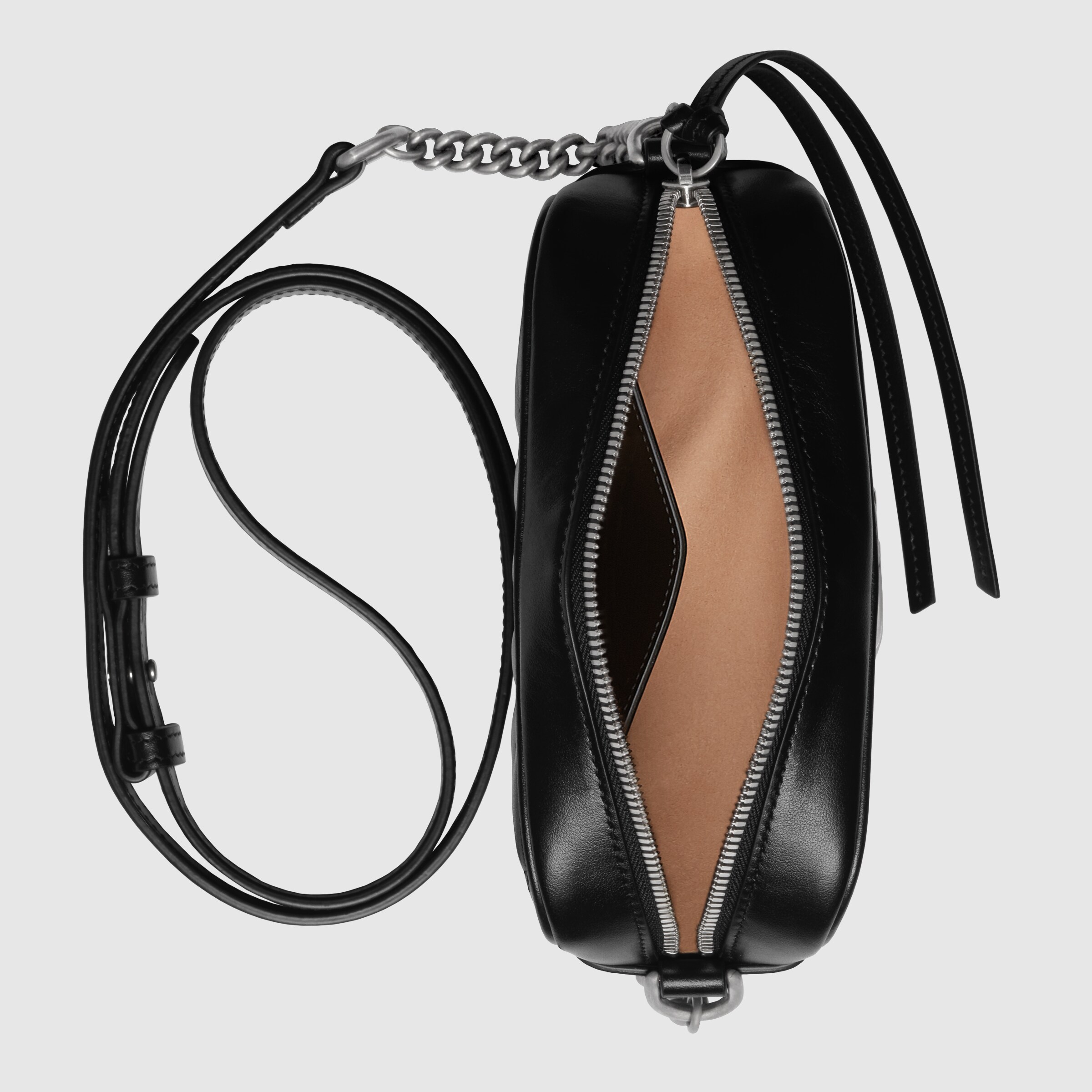 634936_UM8BN_1000_007_067_0041_Light-GG-Marmont-mini-shoulder-bag.jpg