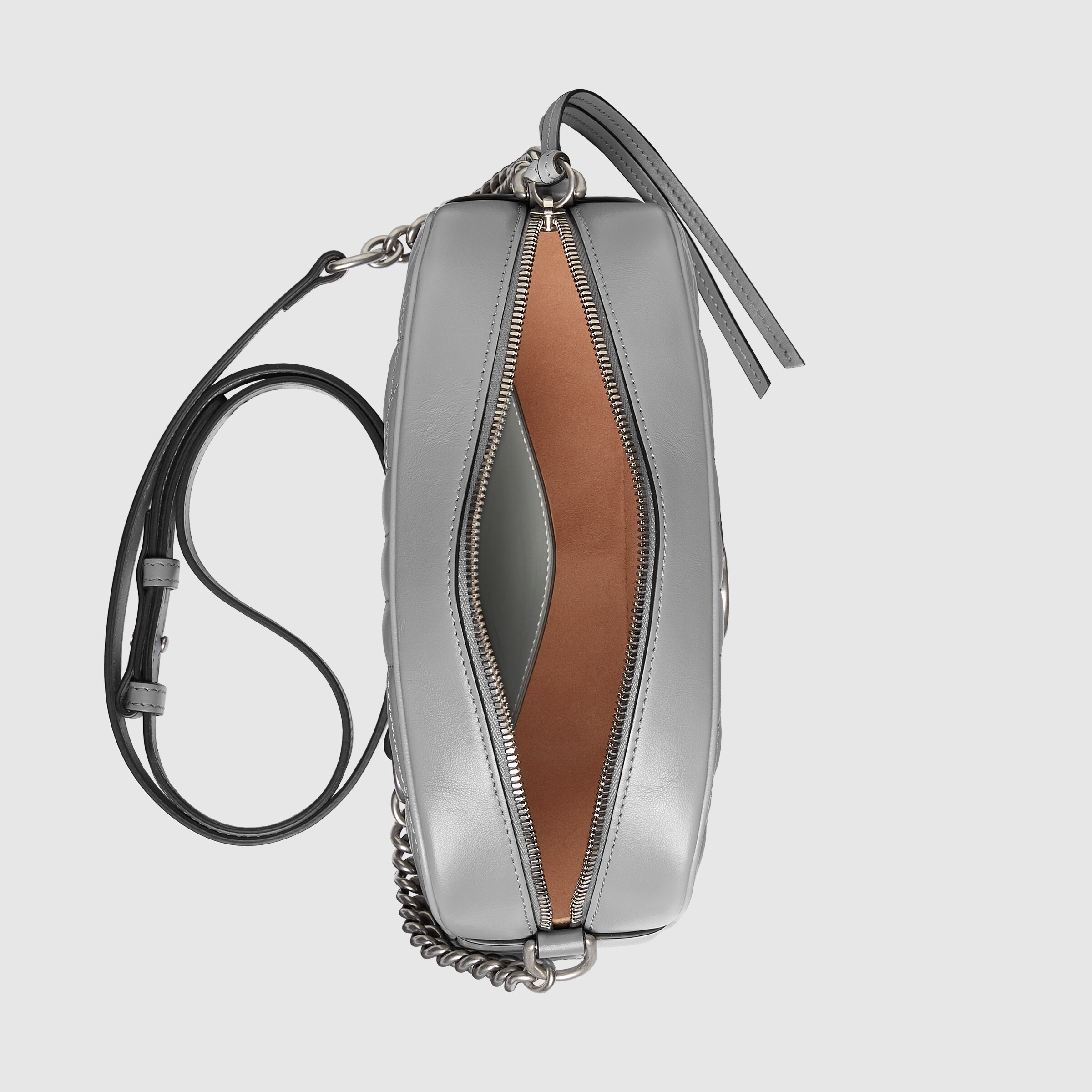 447632_UM8BN_1711_007_072_0023_Light-GG-Marmont-small-shoulder-bag.jpg