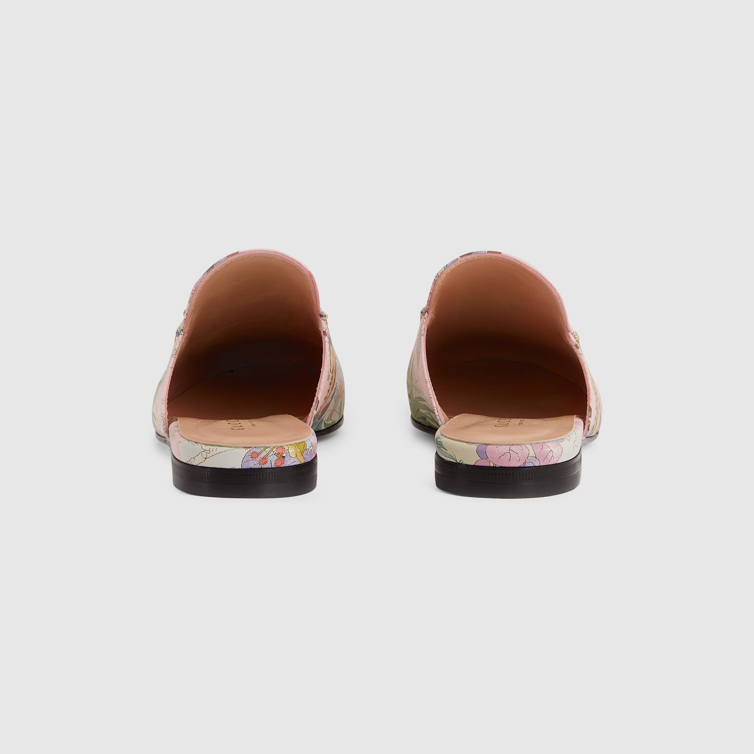 687587_UTA00_5244_005_100_0000_Light-Gucci-Tiger-Womens-Princetown-slipper.jpg