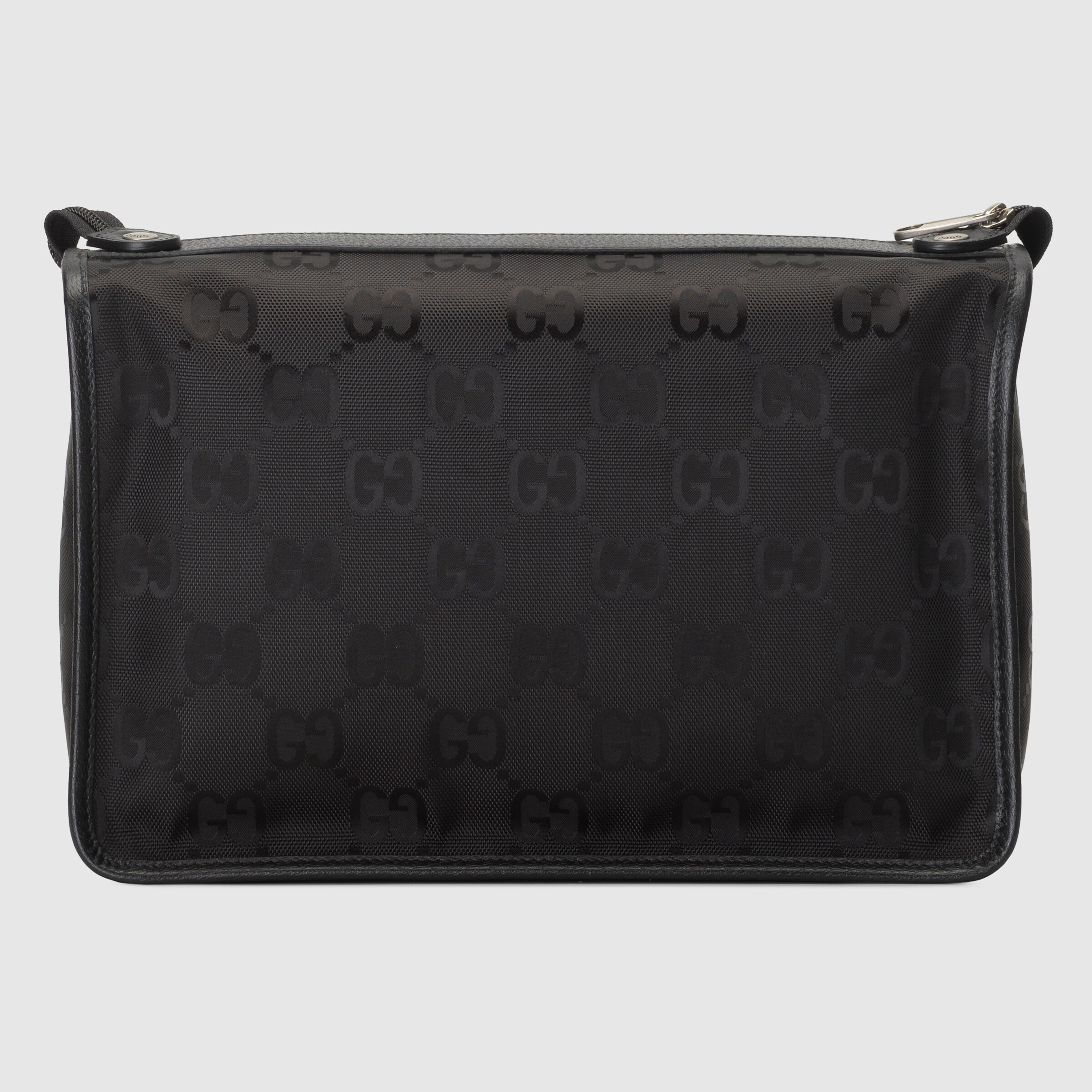 674797_UKDLN_1000_003_053_0000_Light-Gucci-Off-The-Grid-medium-packing-cube.jpg