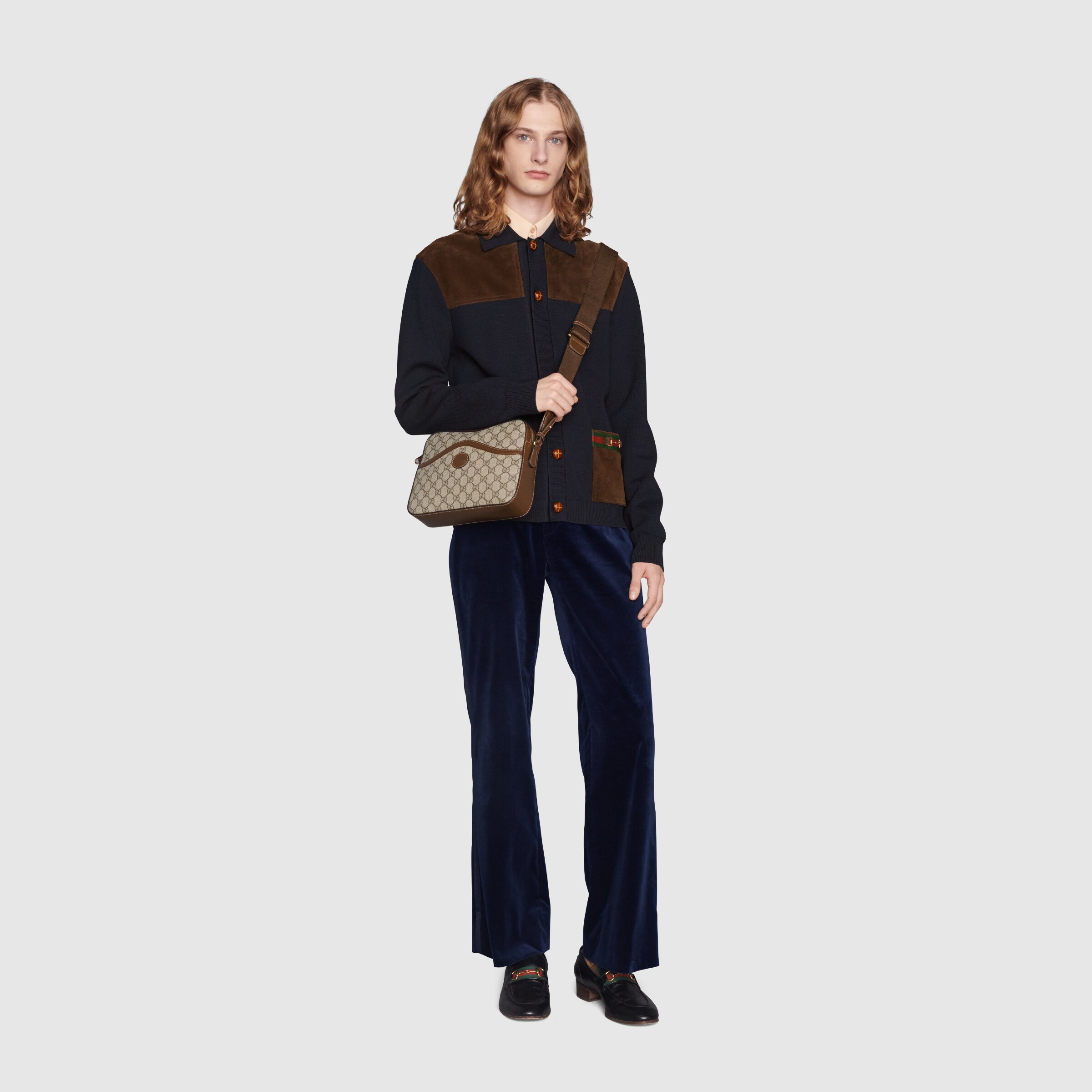 675891_92THG_8563_005_100_0000_Light-Messenger-bag-with-Interlocking-G.jpg
