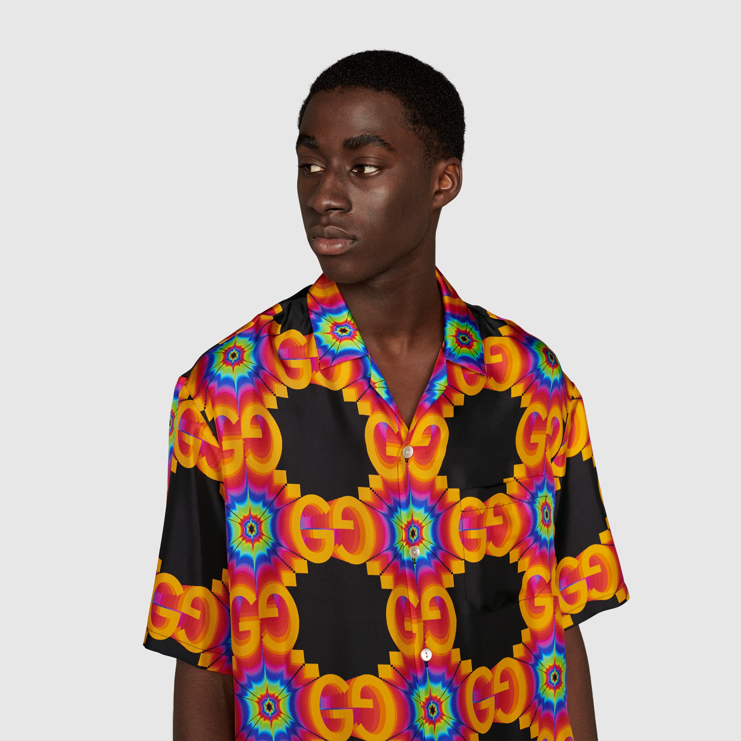 675446_ZAH3W_1128_010_100_0000_Light-GG-kaleidoscope-silk-bowling-shirt.jpg