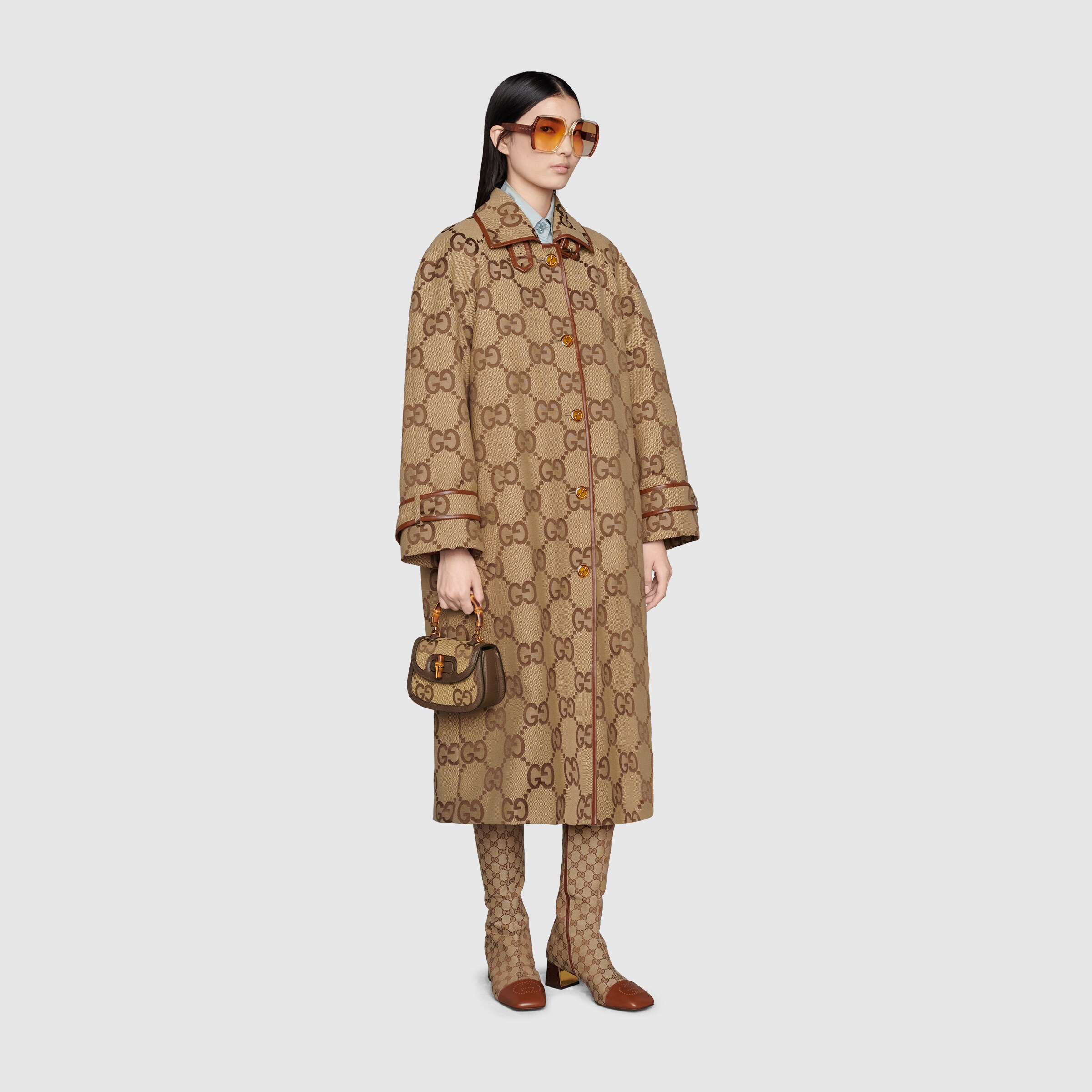 686864_UQLBT_2570_005_100_0000_Light-Gucci-Bamboo-1947-jumbo-GG-mini-bag.jpg
