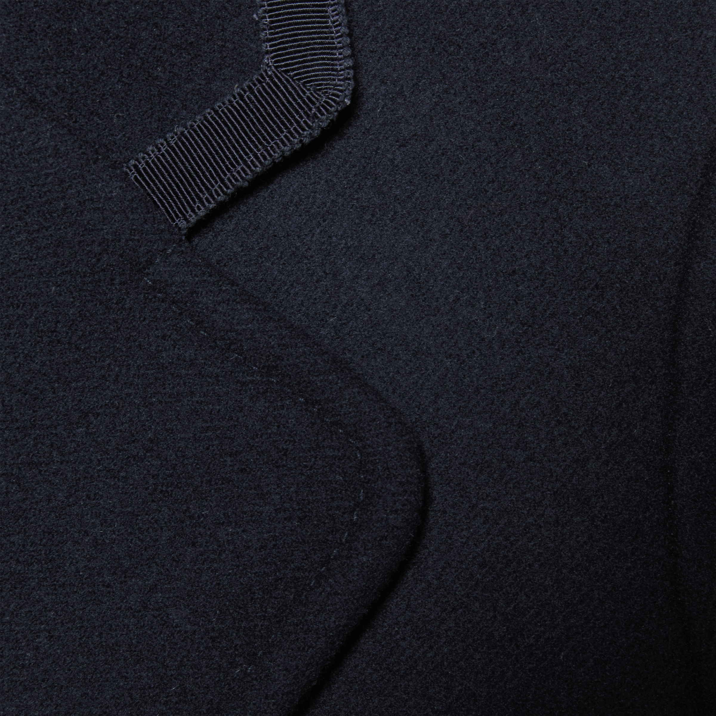 669525_Z8ARD_4433_011_100_0000_Light-Wool-coat-with-GG-chains.jpg