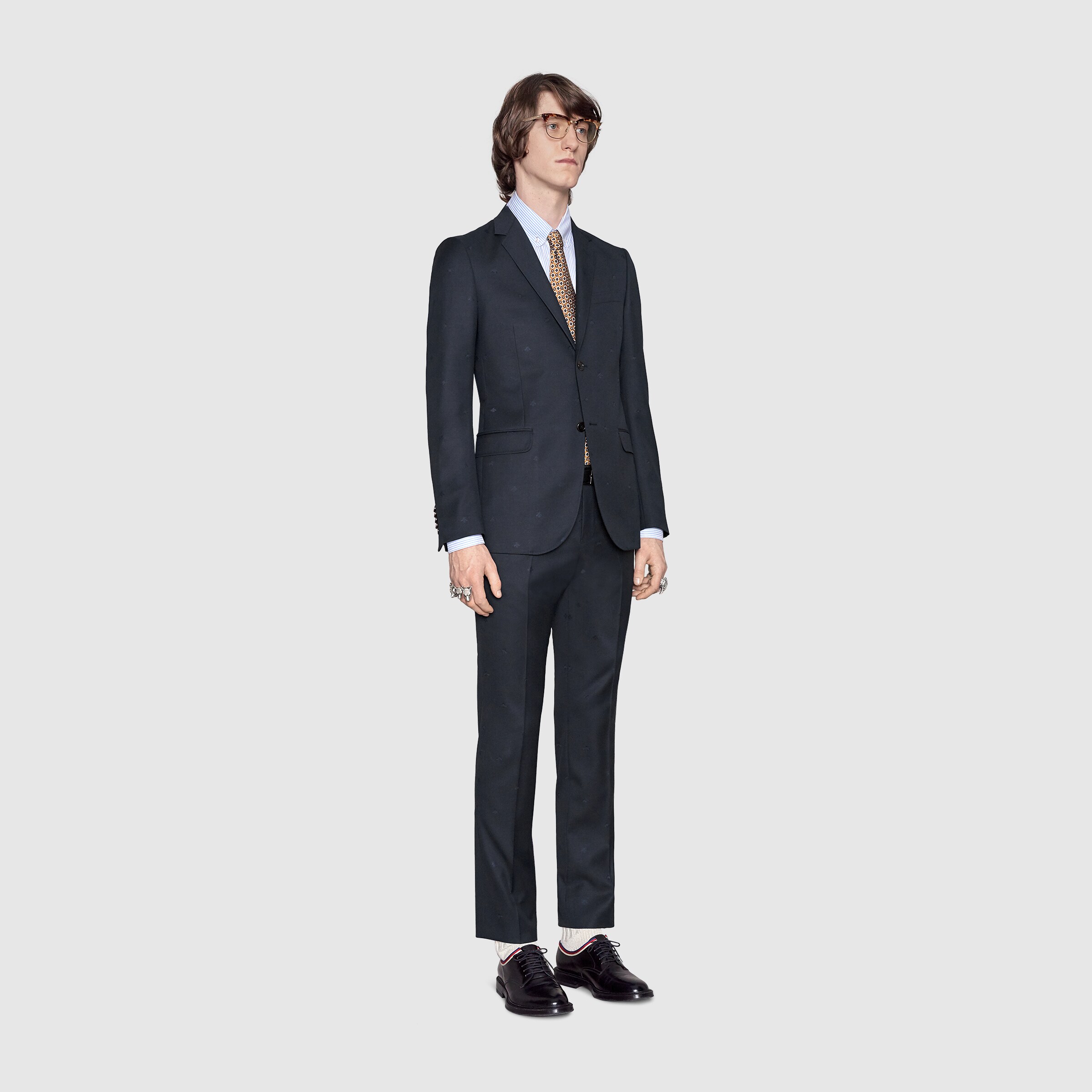 473218_Z589E_4440_002_100_0000_Light-Bees-wool-gabardine-suit.jpg