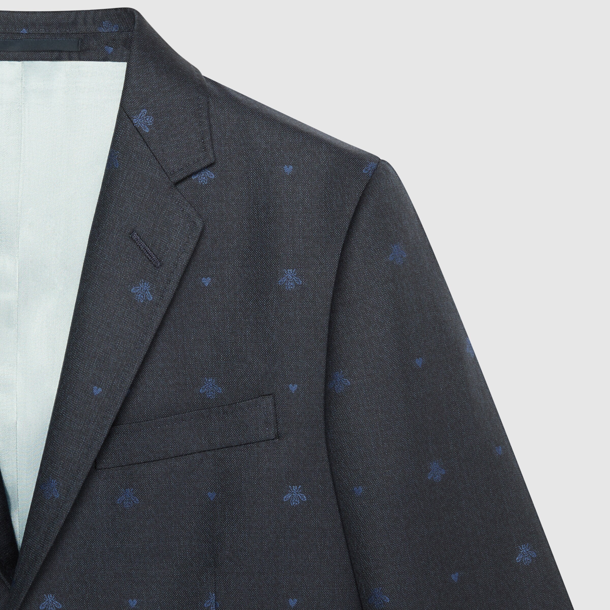 554100_Z559J_4265_011_100_0000_Light-Bees-and-hearts-wool-suit.jpg