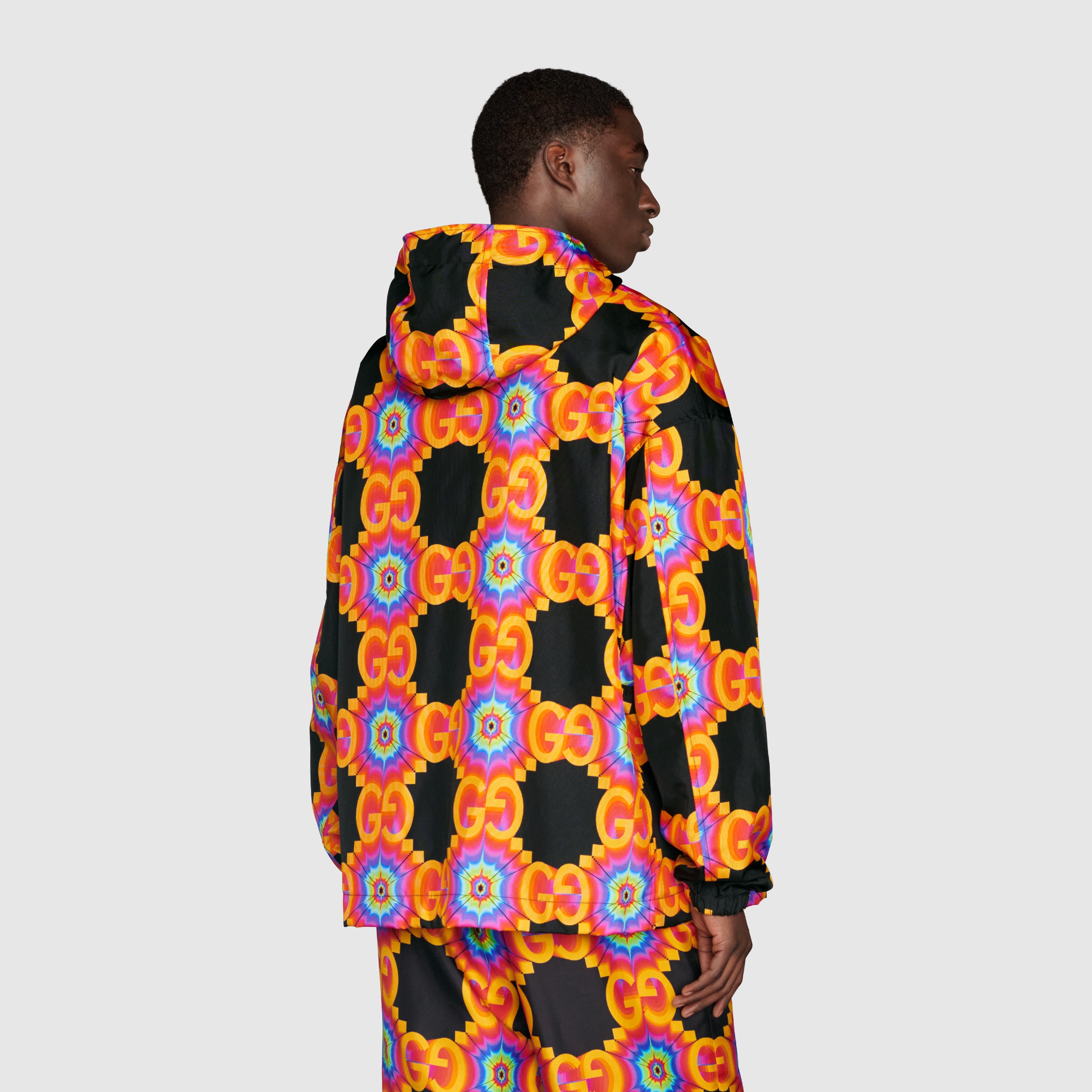 673609_ZAH4C_1128_005_100_0000_Light-GG-kaleidoscope-water-repellent-jacket.jpg