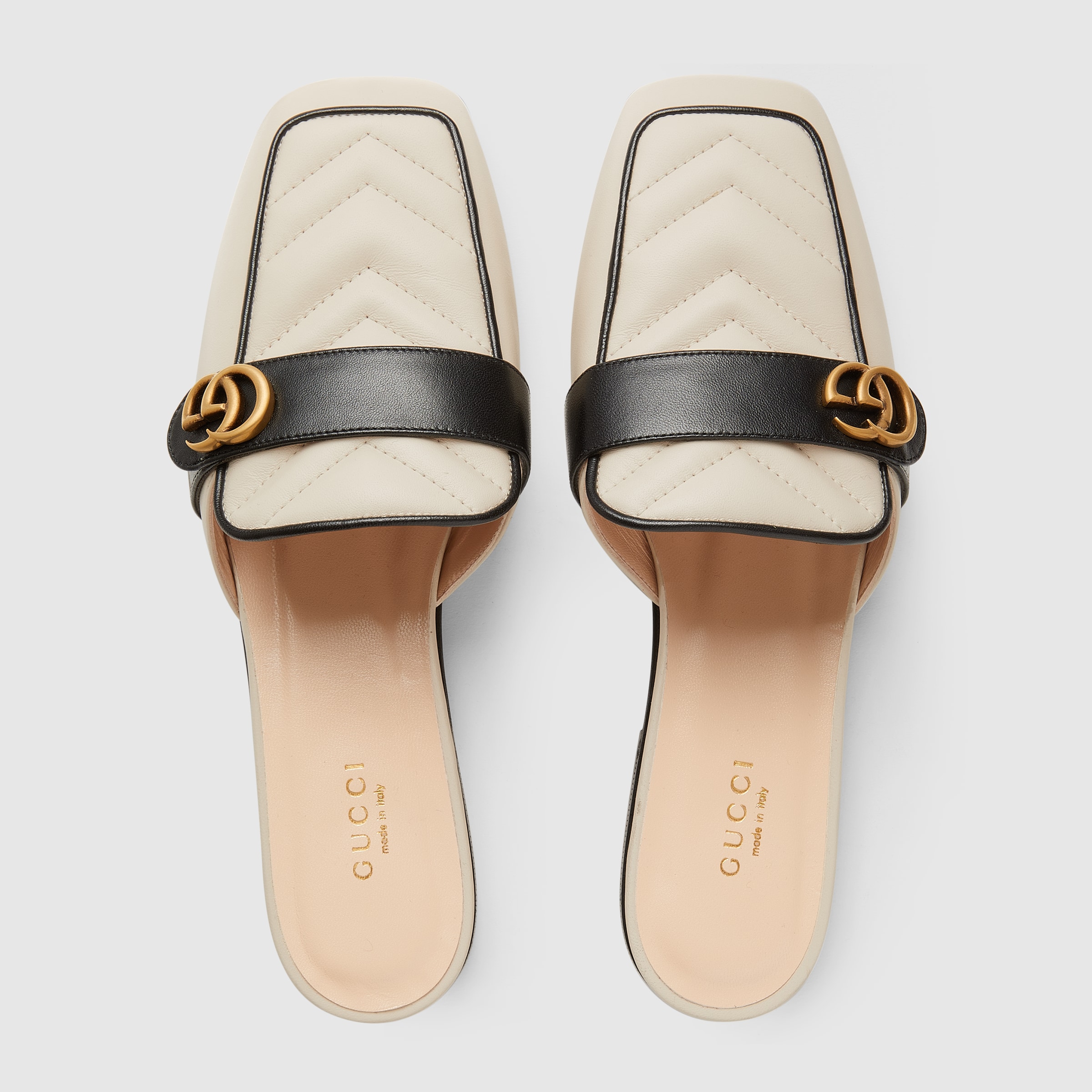 670398_BKOE0_9086_004_100_0000_Light-Womens-slipper-with-Double-G.jpg