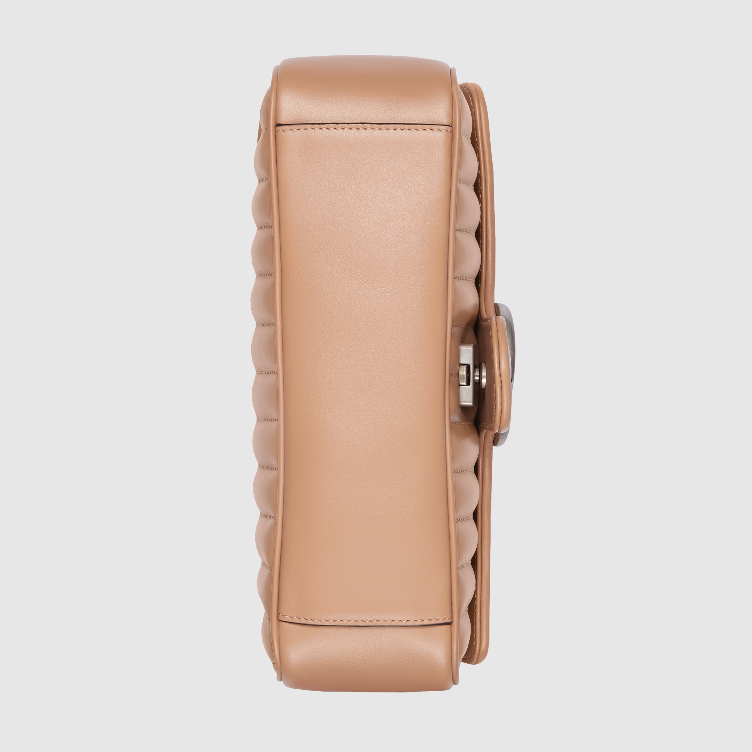 443497_UM8AN_2754_009_063_0000_Light-GG-Marmont-small-shoulder-bag.jpg