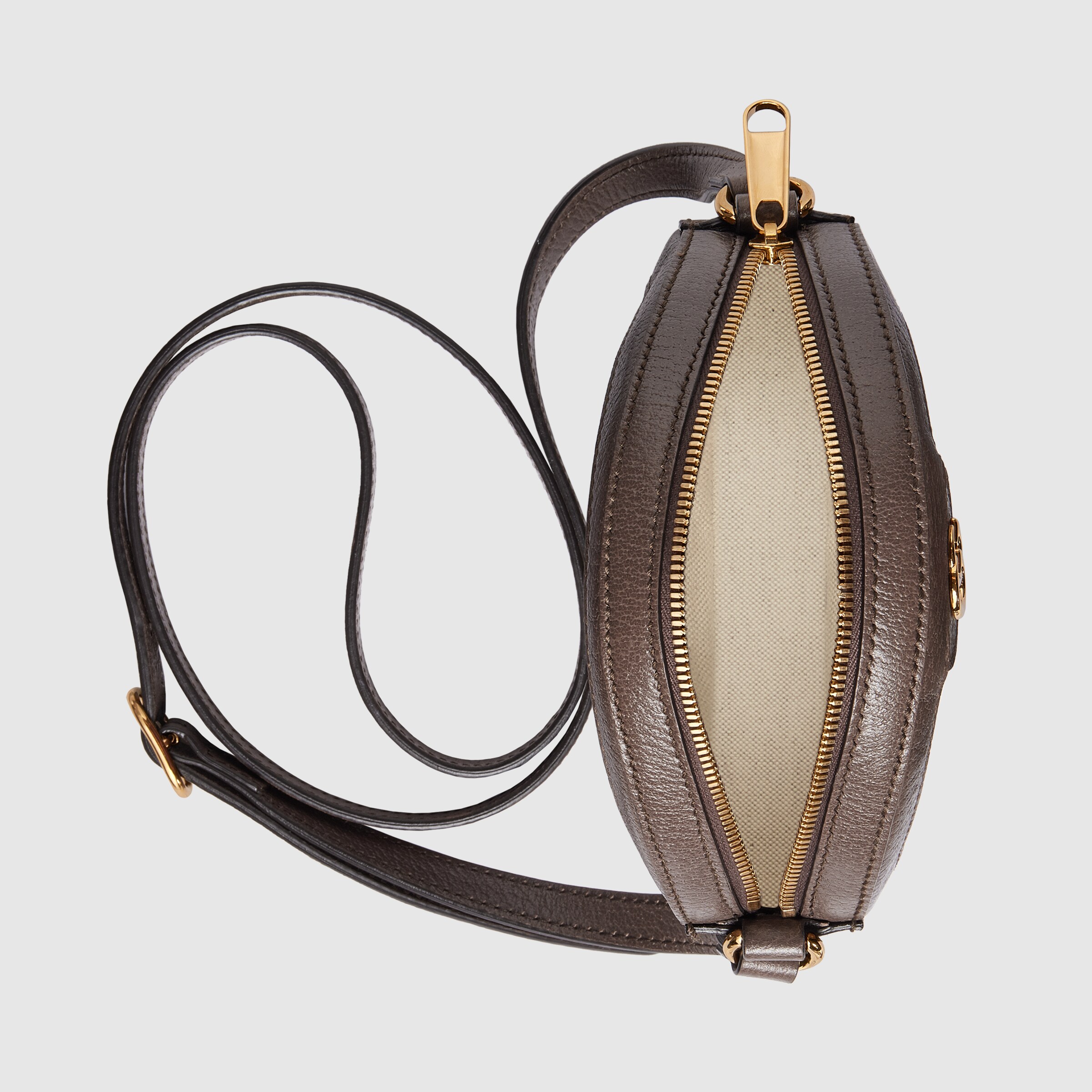 574978_UQHNE_9885_007_061_0000_Light-Round-shoulder-bag-with-Double-G.jpg