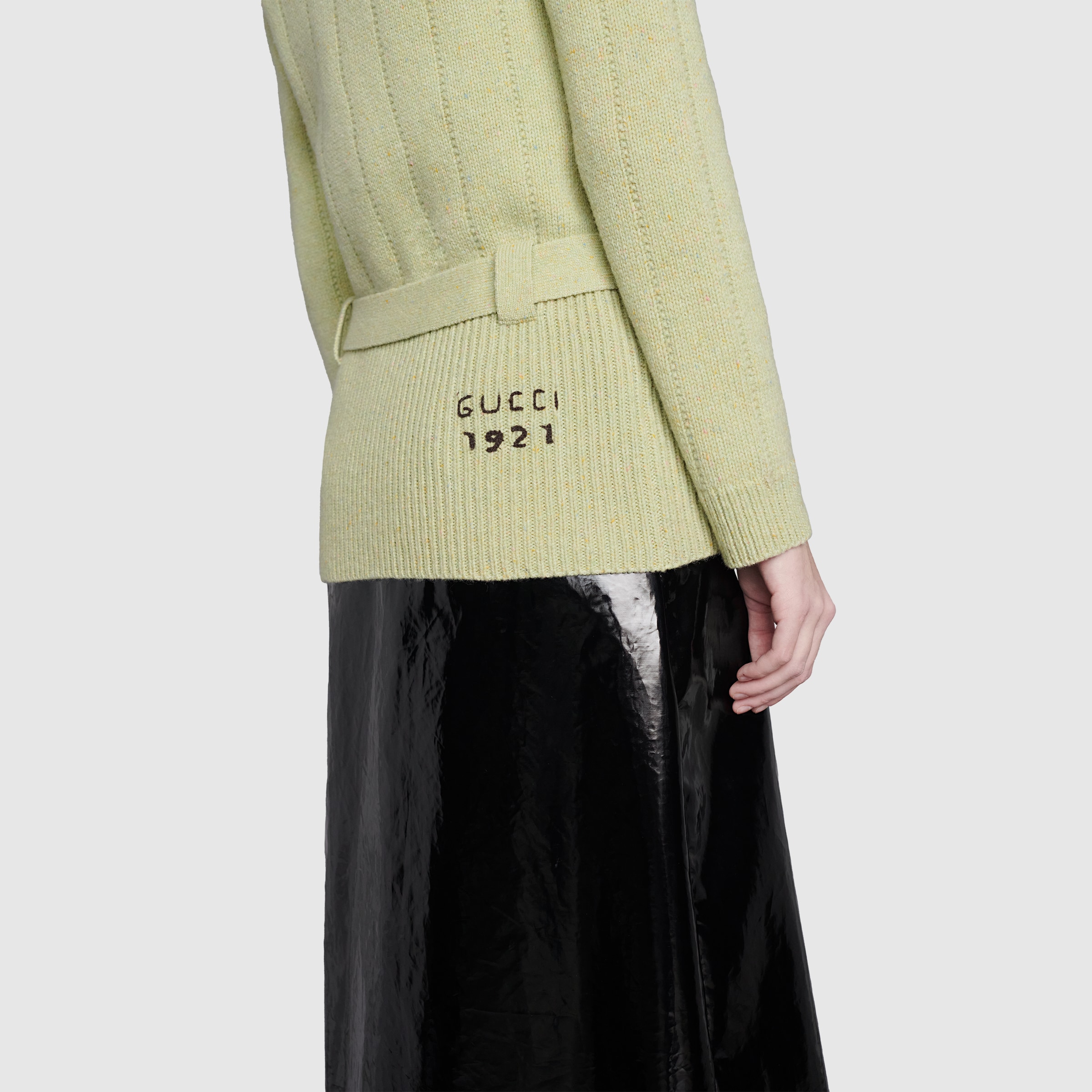 680890_XKB3A_3222_015_100_0000_Light-Belted-rib-wool-knit-cardigan.jpg