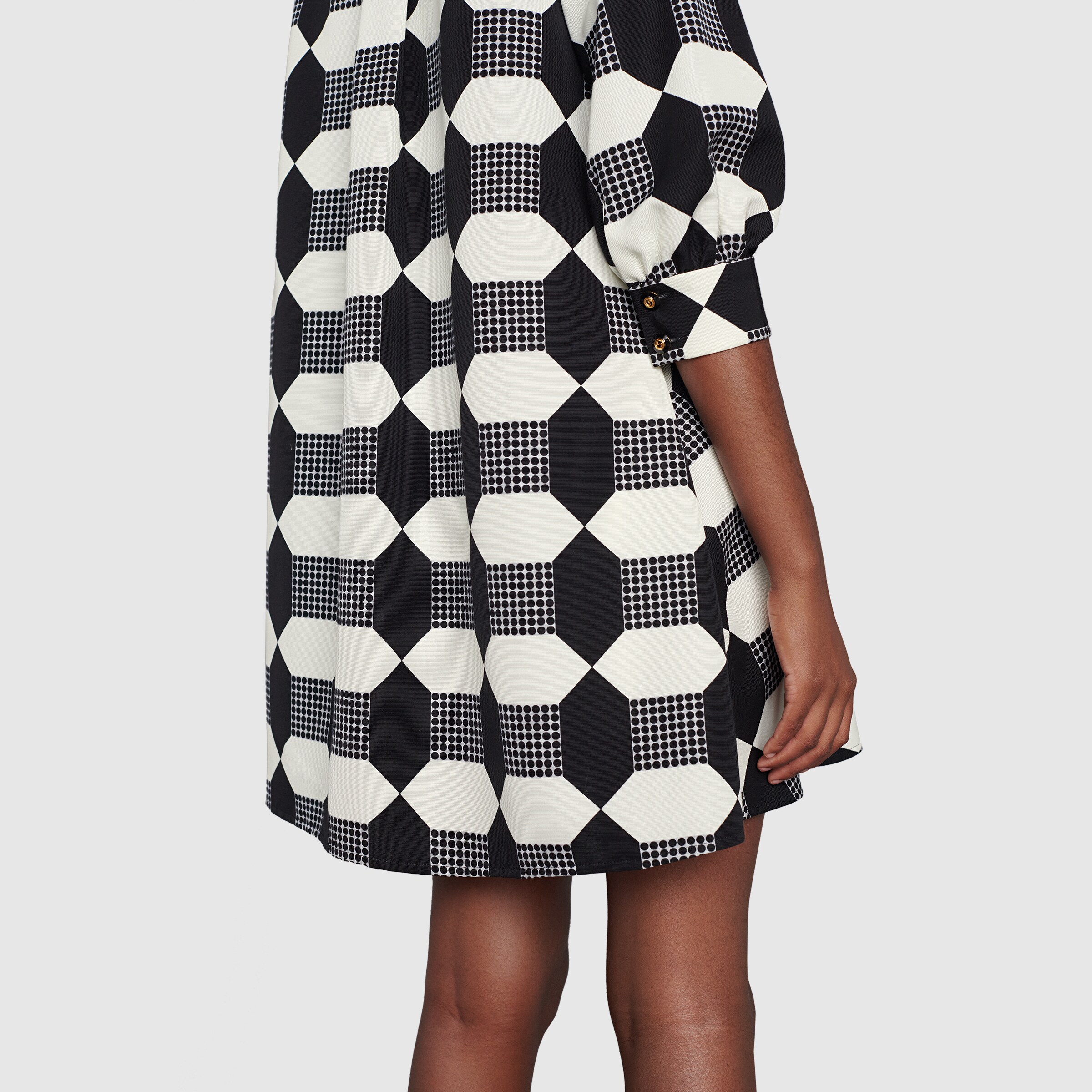681386_ZAH41_9791_010_100_0000_Light-Optical-print-silk-pleated-dress.jpg