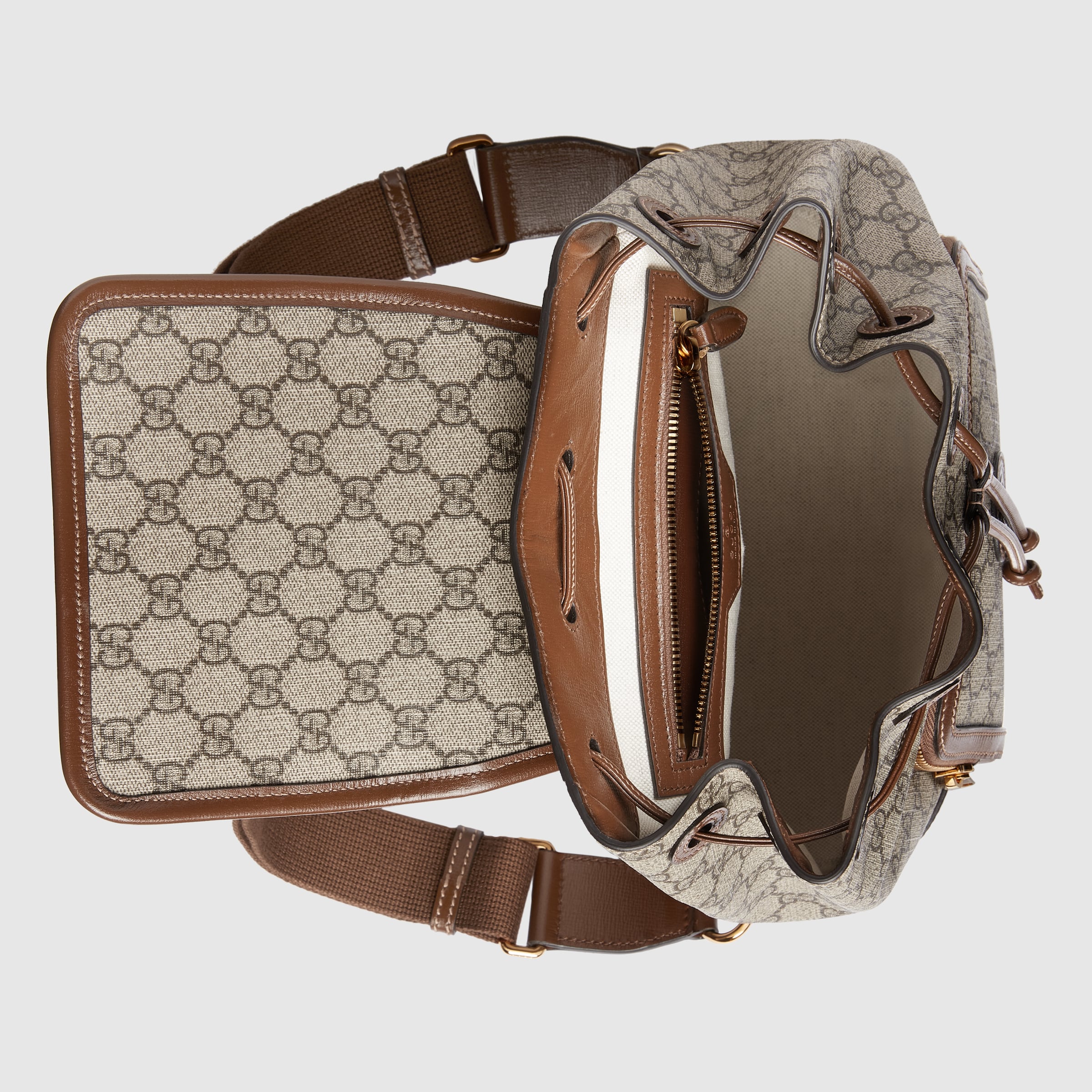 674147_92THG_8563_007_100_0000_Light-Backpack-with-Interlocking-G.jpg
