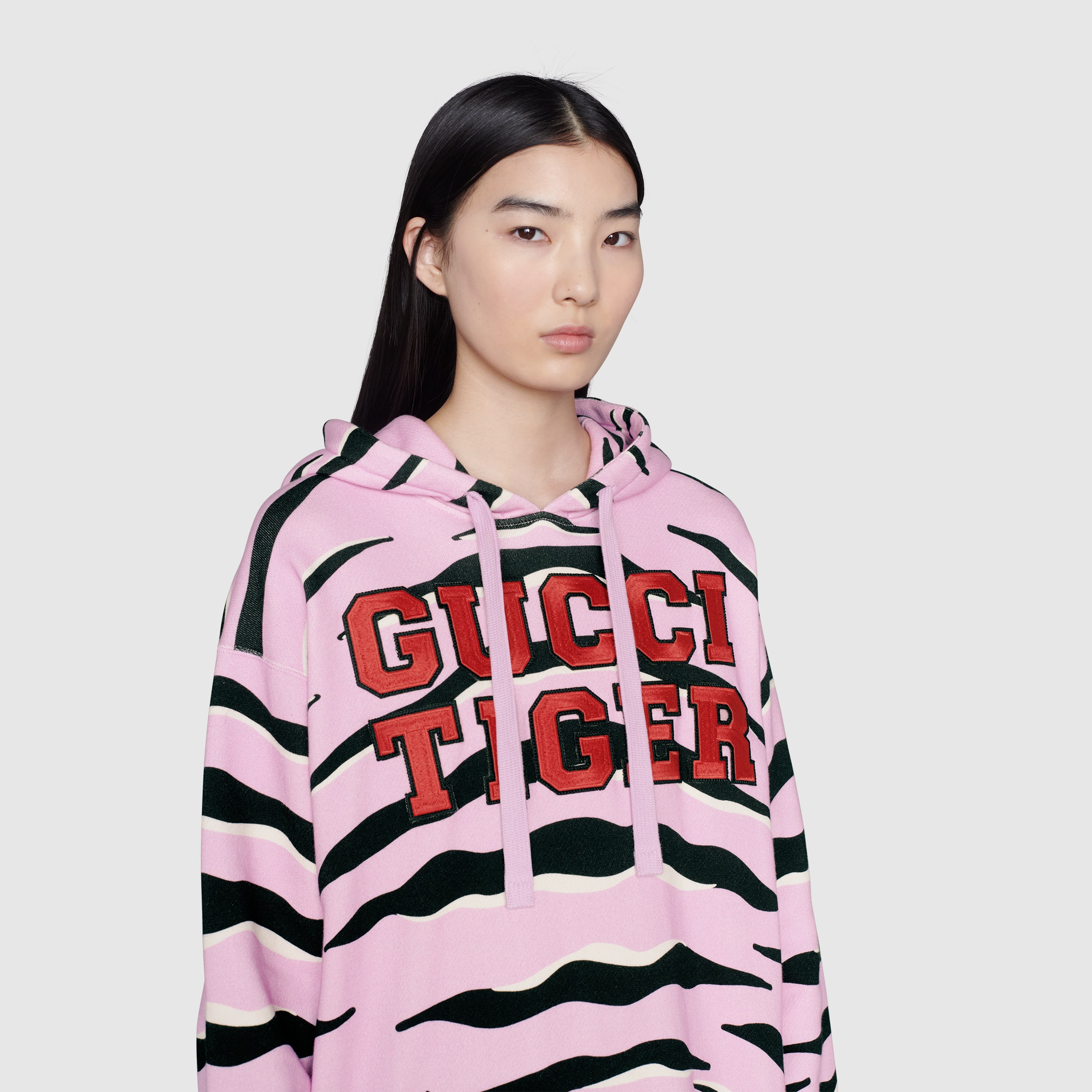 672474_XJD4D_5152_010_100_0000_Light-Gucci-Tiger-hooded-cotton-sweatshirt.jpg