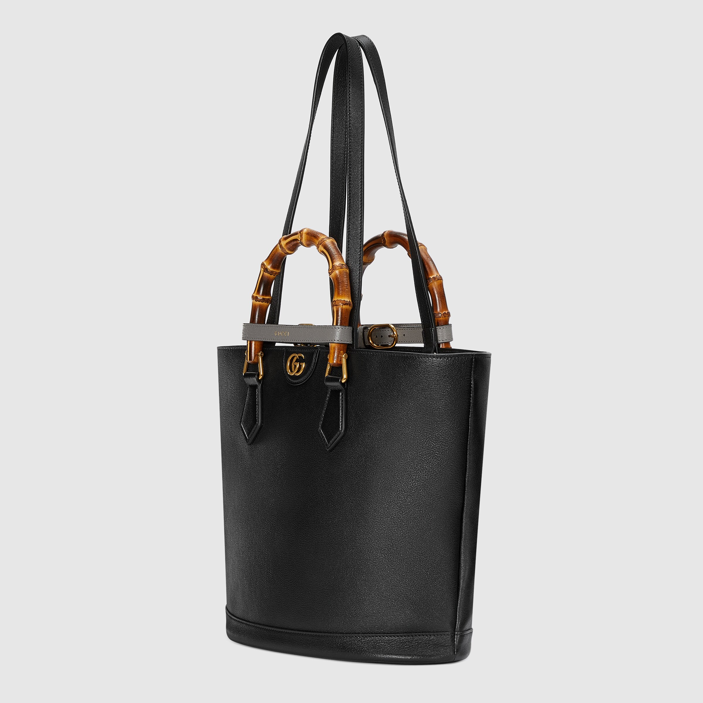 Gucci Diana medium tote bag in black leather GUCCI® Australia