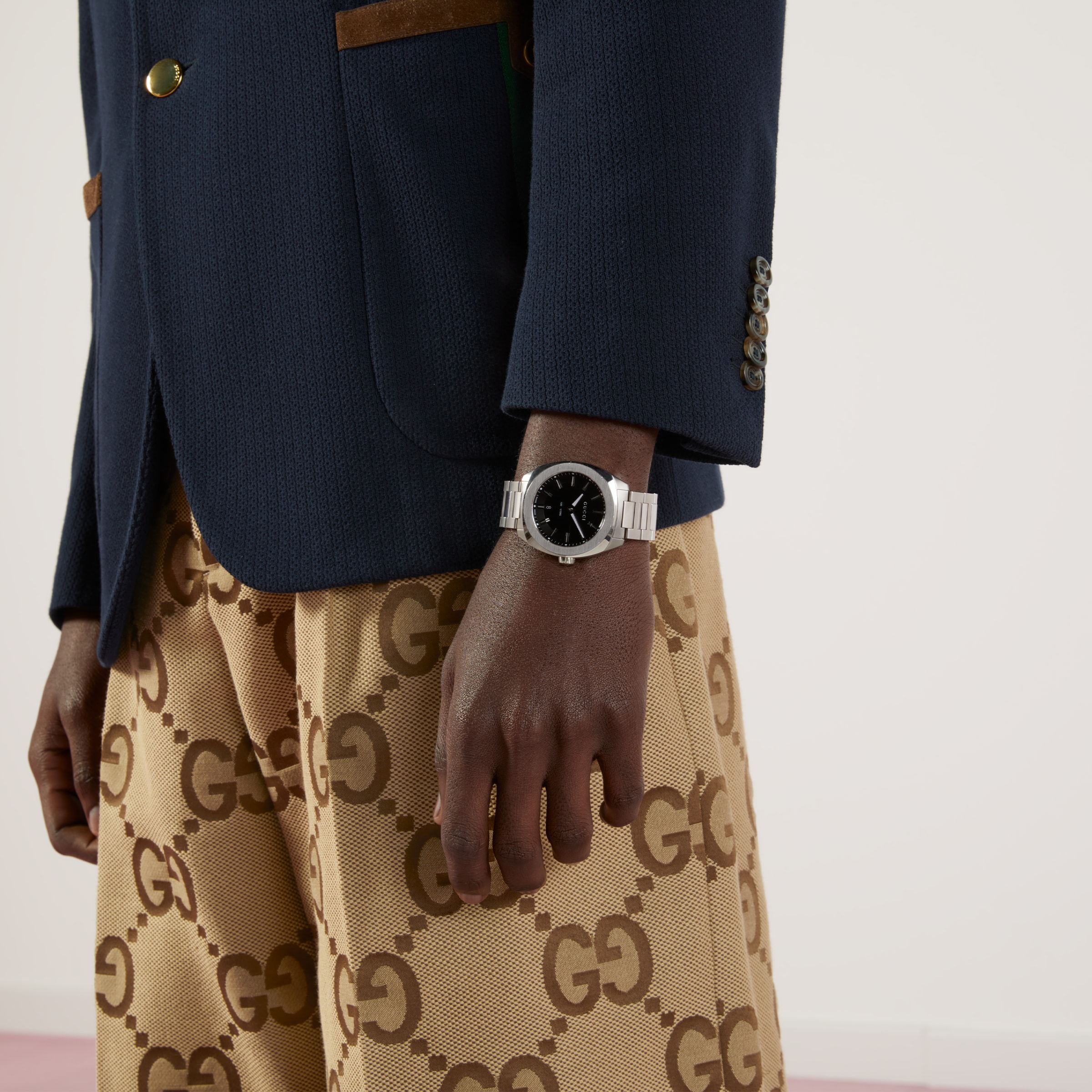 ※本日限定大幅値下げ※GUCCI アナログ腕時計 差がつく大人の腕時計】レトロかつモダン。グッチから「GUCCI