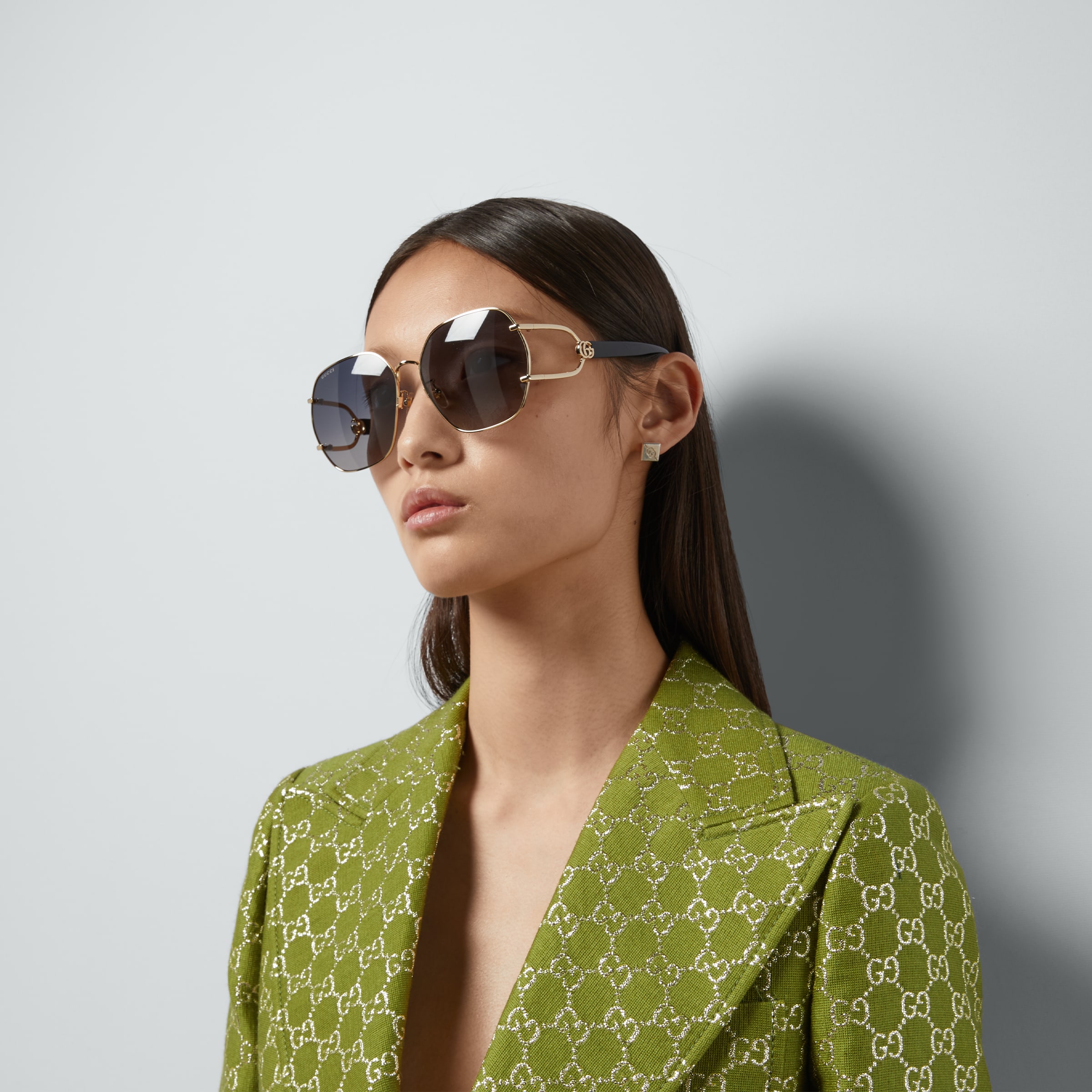 778083_I3330_8012_003_100_0000