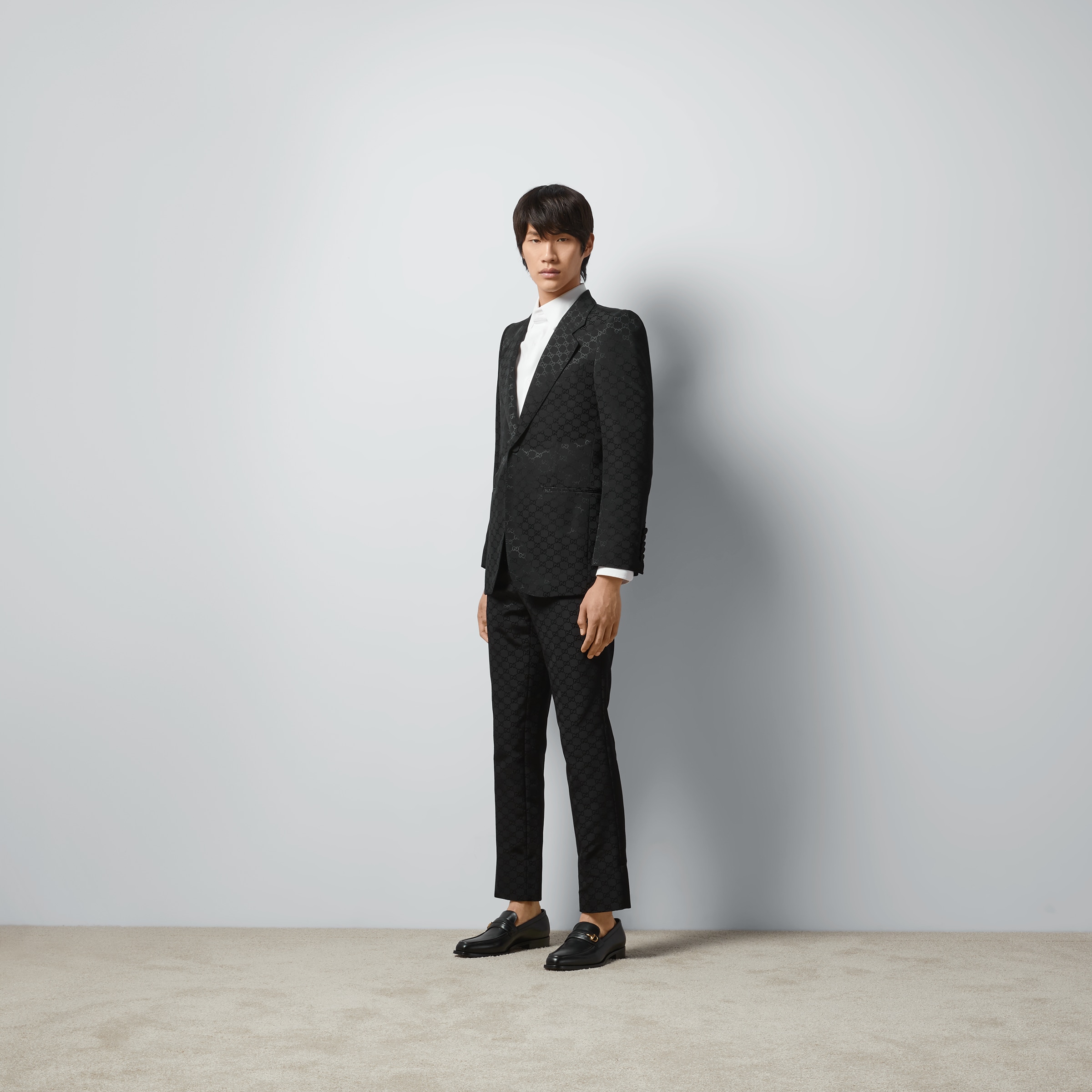 【送料&関税込】Gucci Black Viscose Blend Pant 698749_ZAHMD_1000_002_100_0000