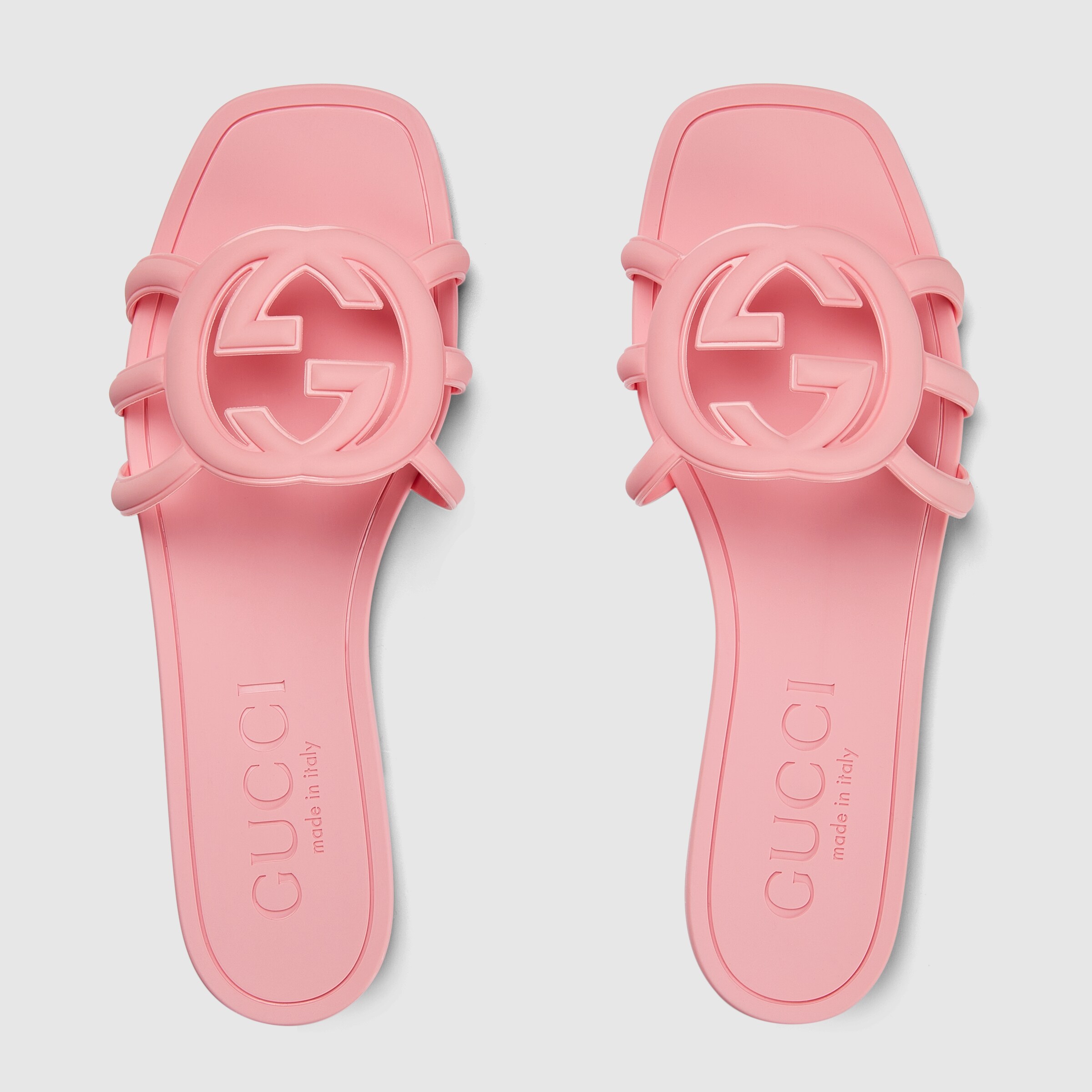 Women's Interlocking G slide sandal in pink rubber | GUCCI® US