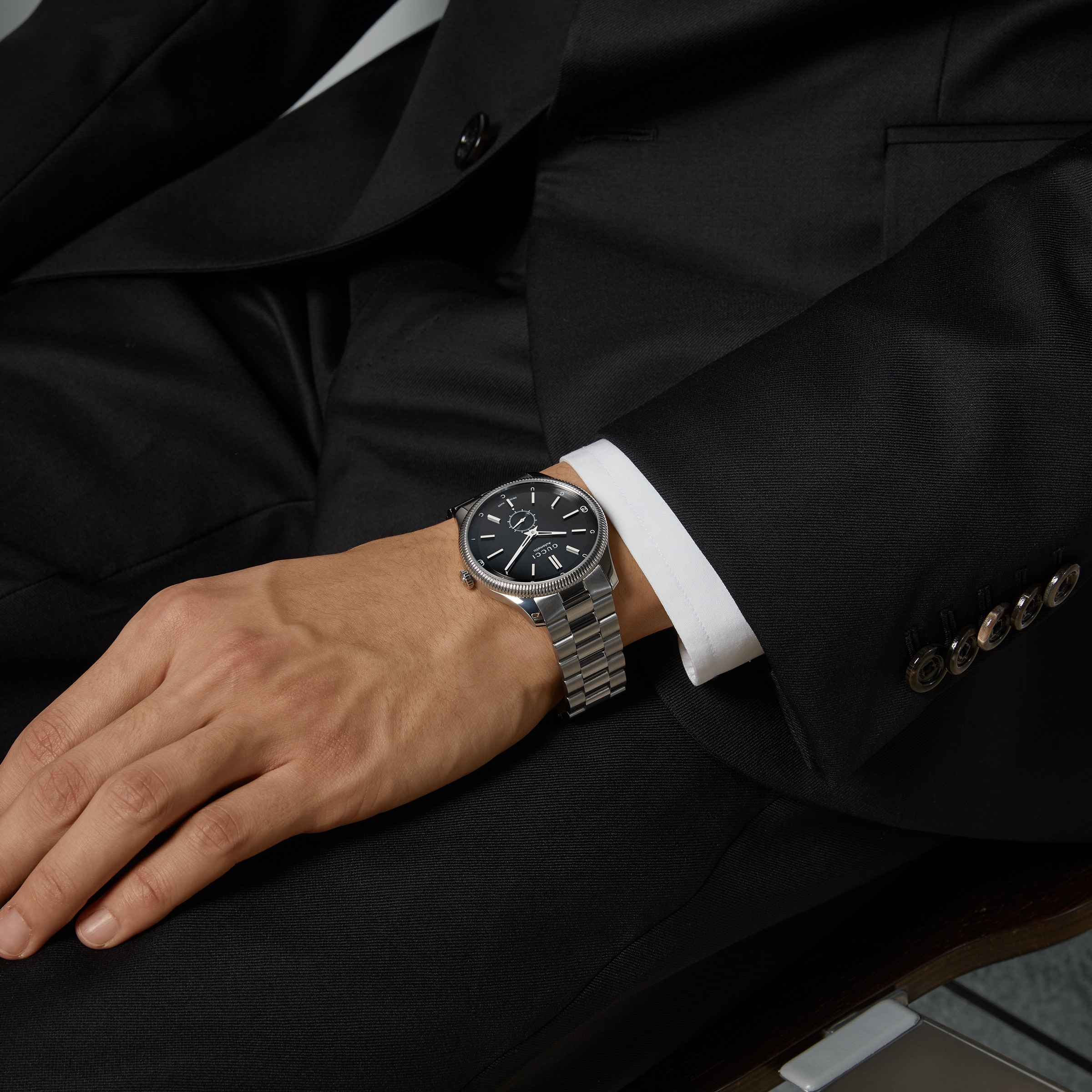 G-タイムレス〕ウォッチ（40 mm） ・スチール | GUCCI公式
