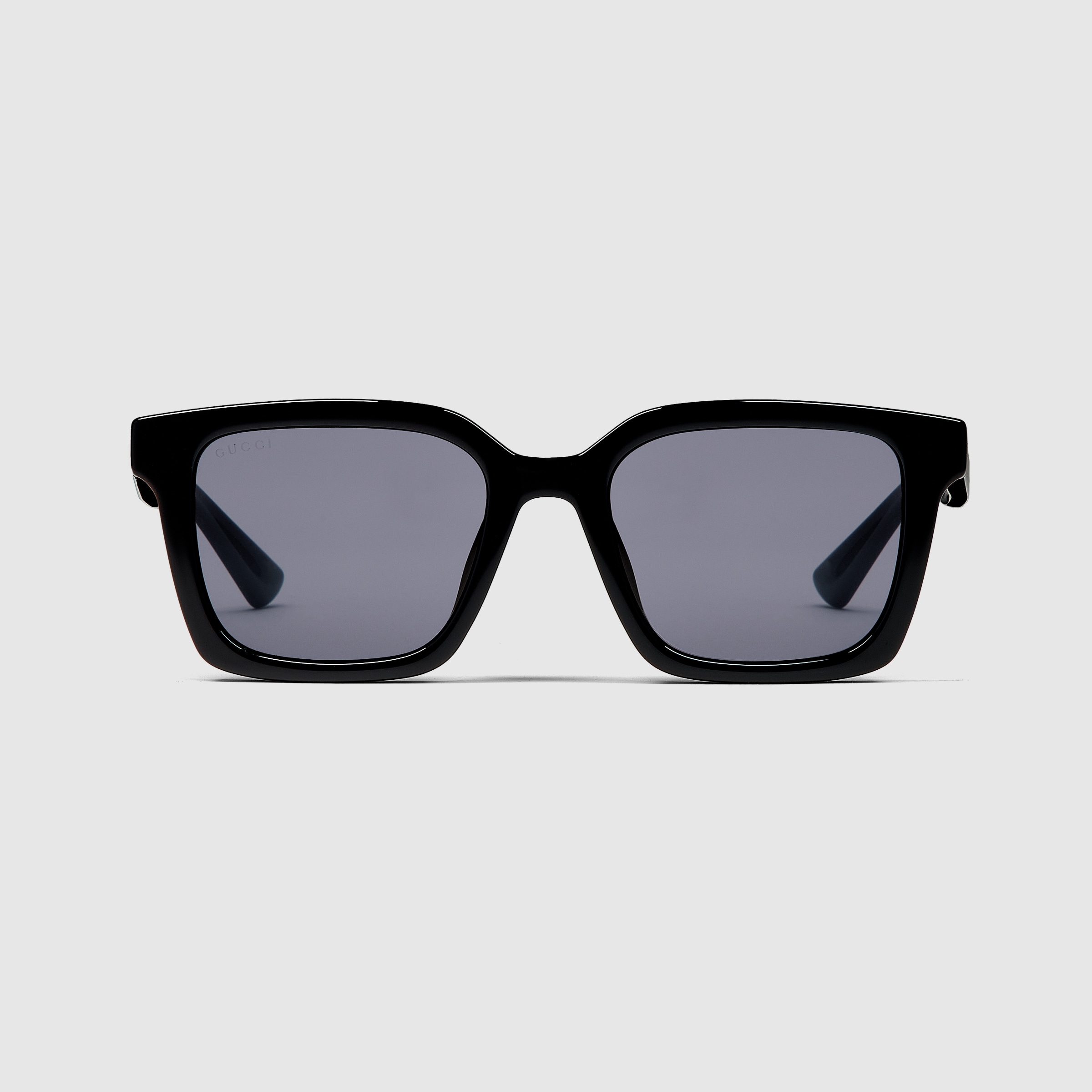GUCCI サングラス GG2986 上品 スクエア 小顔効果 シルバー金具 黒 GUCCI サングラス GG2986 上品 スクエア 小顔効果 シルバー金具