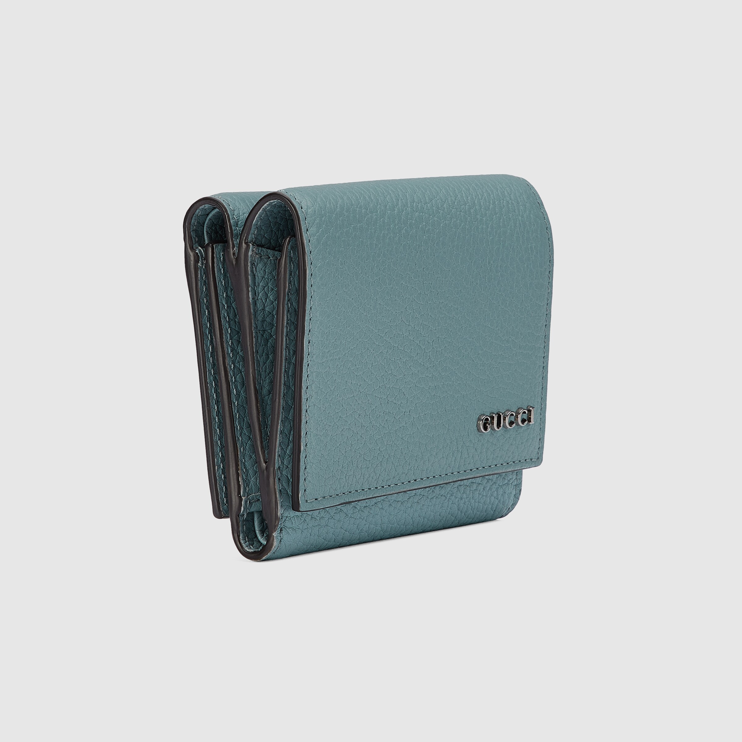 日本限定 GUCCI ロゴ 三つ折りウォレット ・パステルブルー レザー