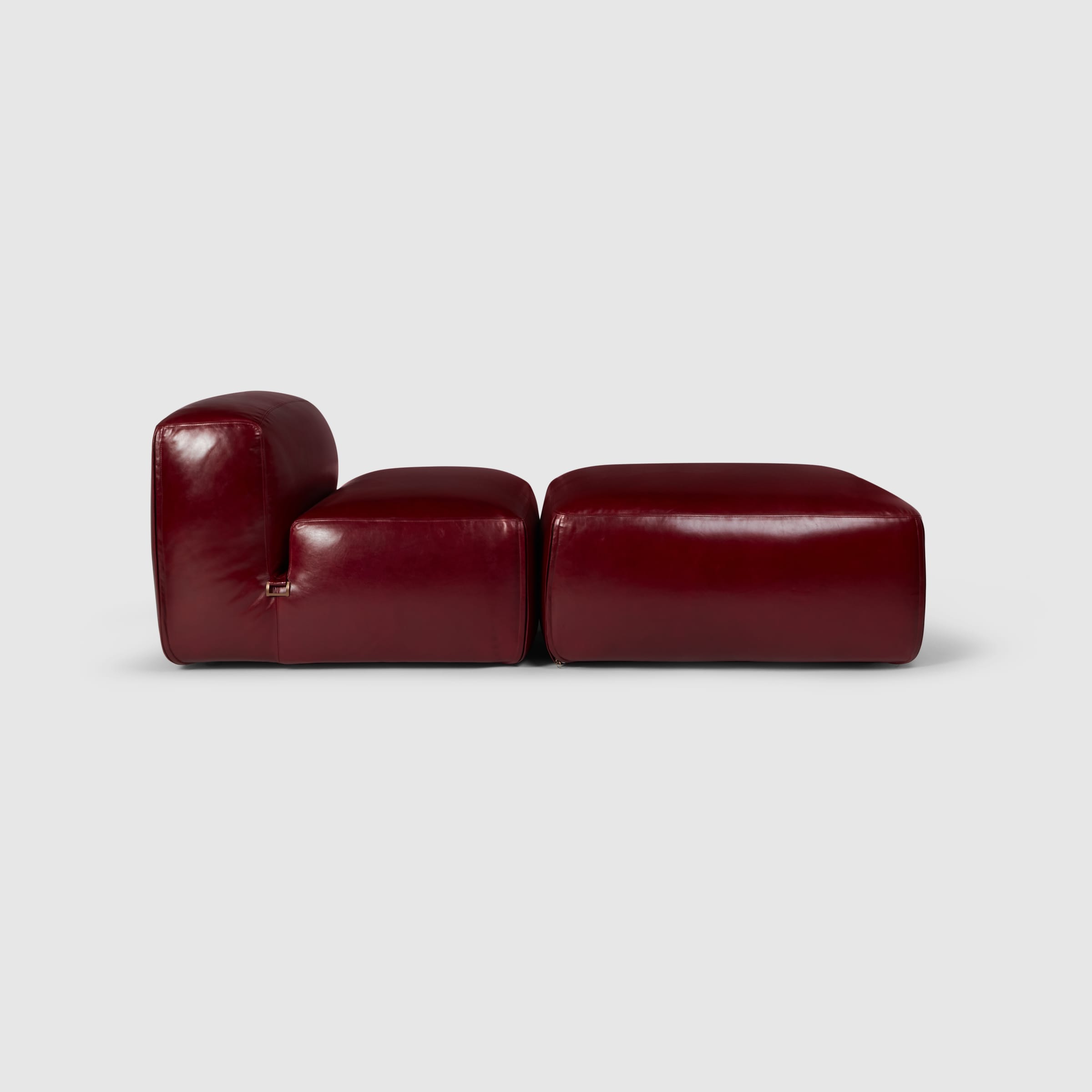 Tacchini x Gucci 'Le Mura' chaise lounge in Rosso Ancora red
