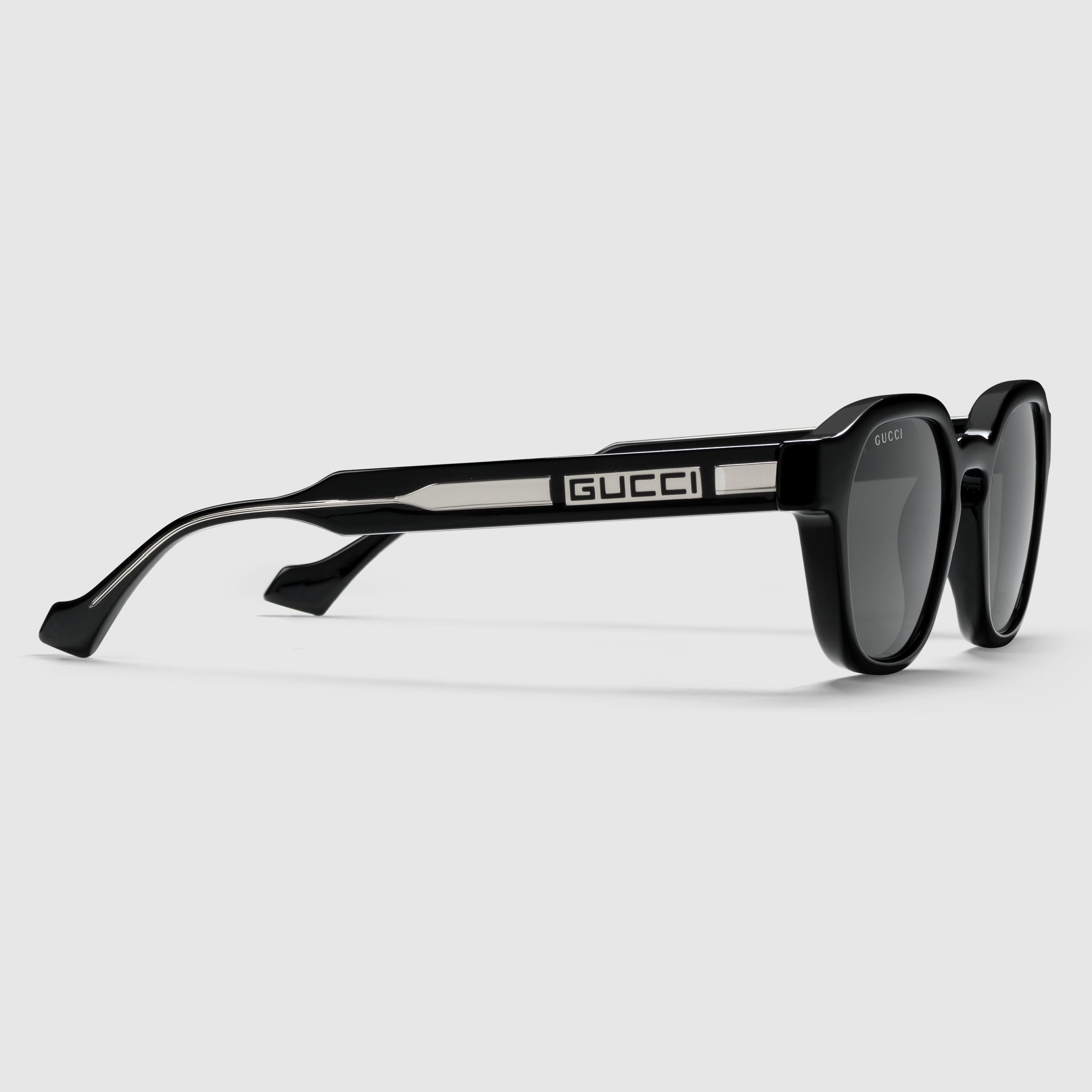 サングラス GUCCI SUN GLASS (778259J1691 5958) Oval-frame sunglasses in black acetate | GUCCI® US