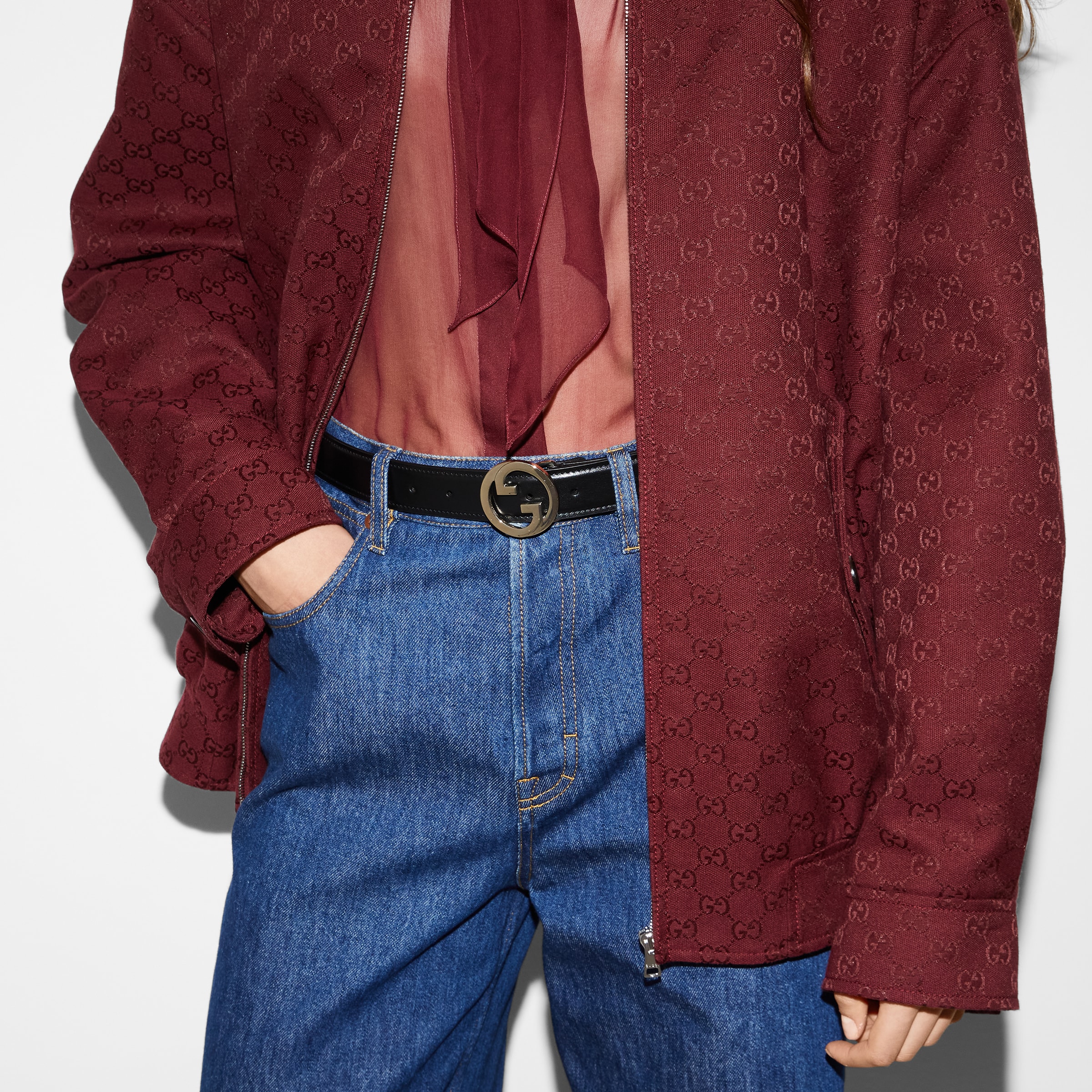 690557_0YA0G_1000_003_100_0000