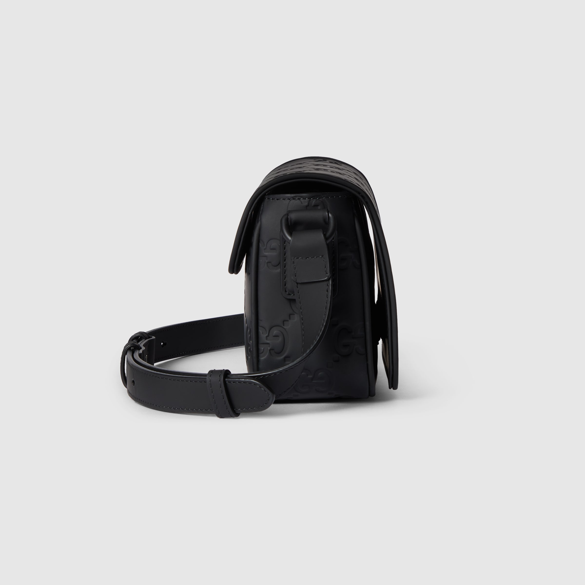 RUBBER-EFFECT MINI MESSENGER BAG