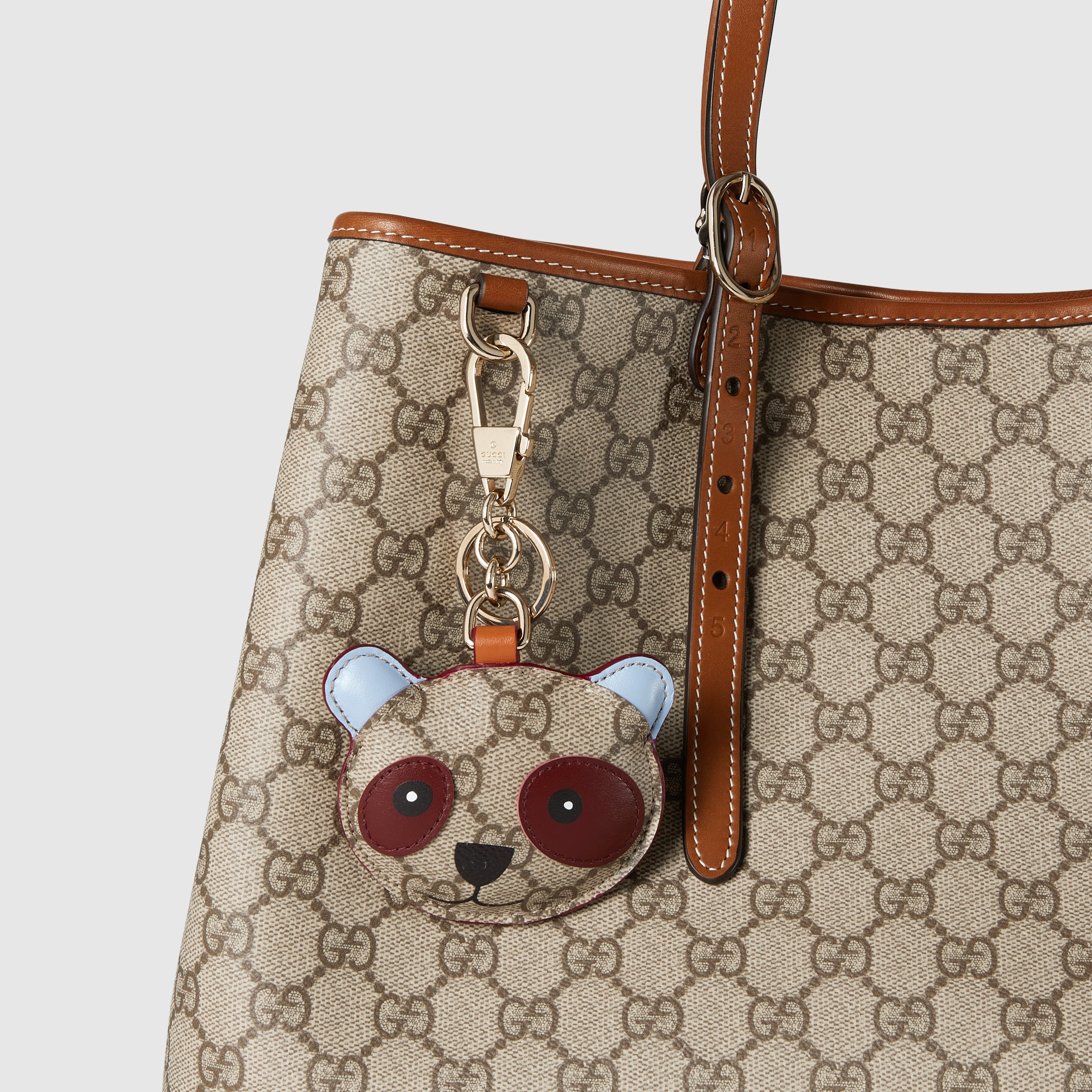 GUCCIキーホルダー Amazon.co.jp: [グッチ] GUCCI キーホルダー 548395 J160G 8056