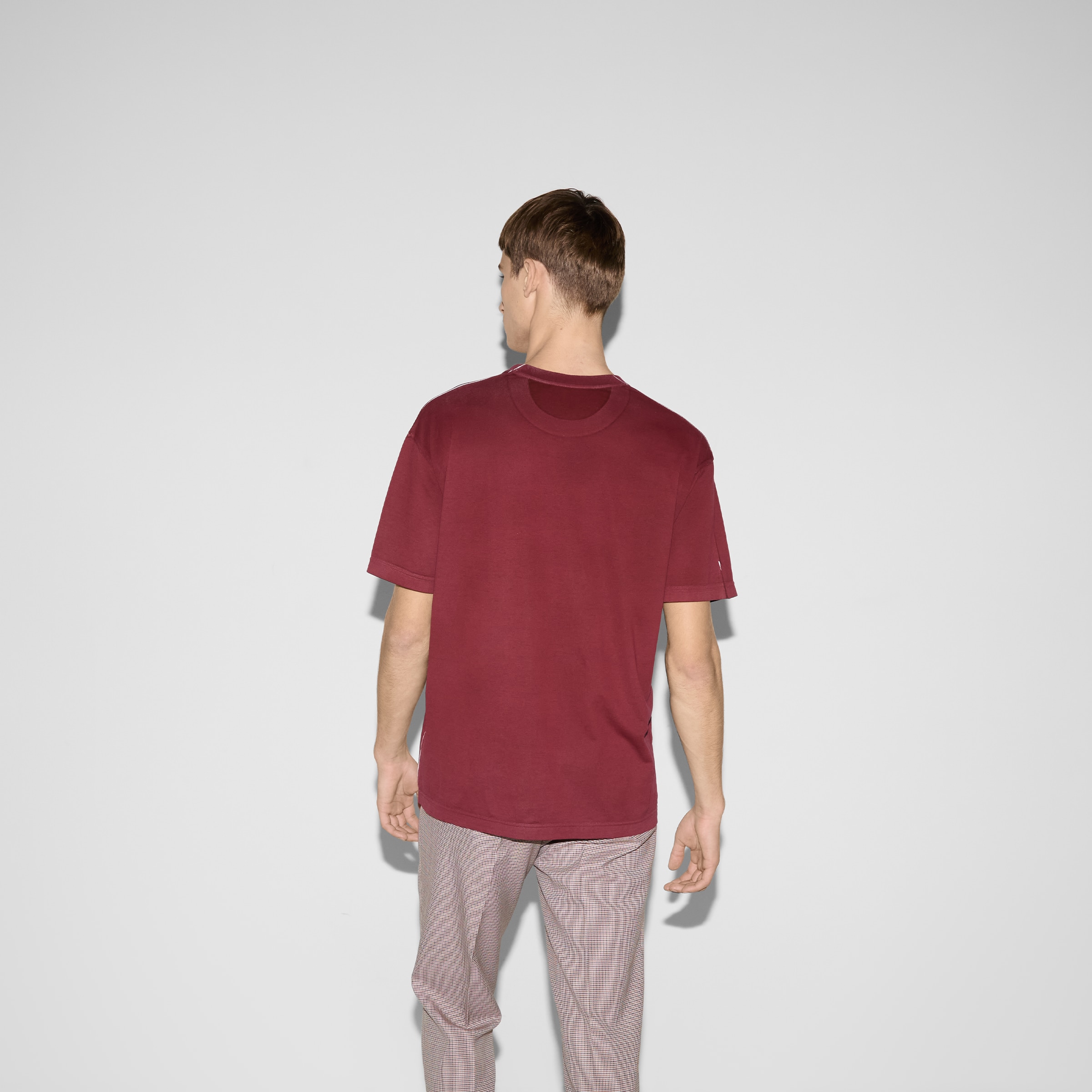 Tシャツ・カットソー GUCCI SS25 Burgundy bouclAC padded shirt (787904ZAQ5N 6419) Gucci Burgundy Bouclã© Padded Shirt | italist