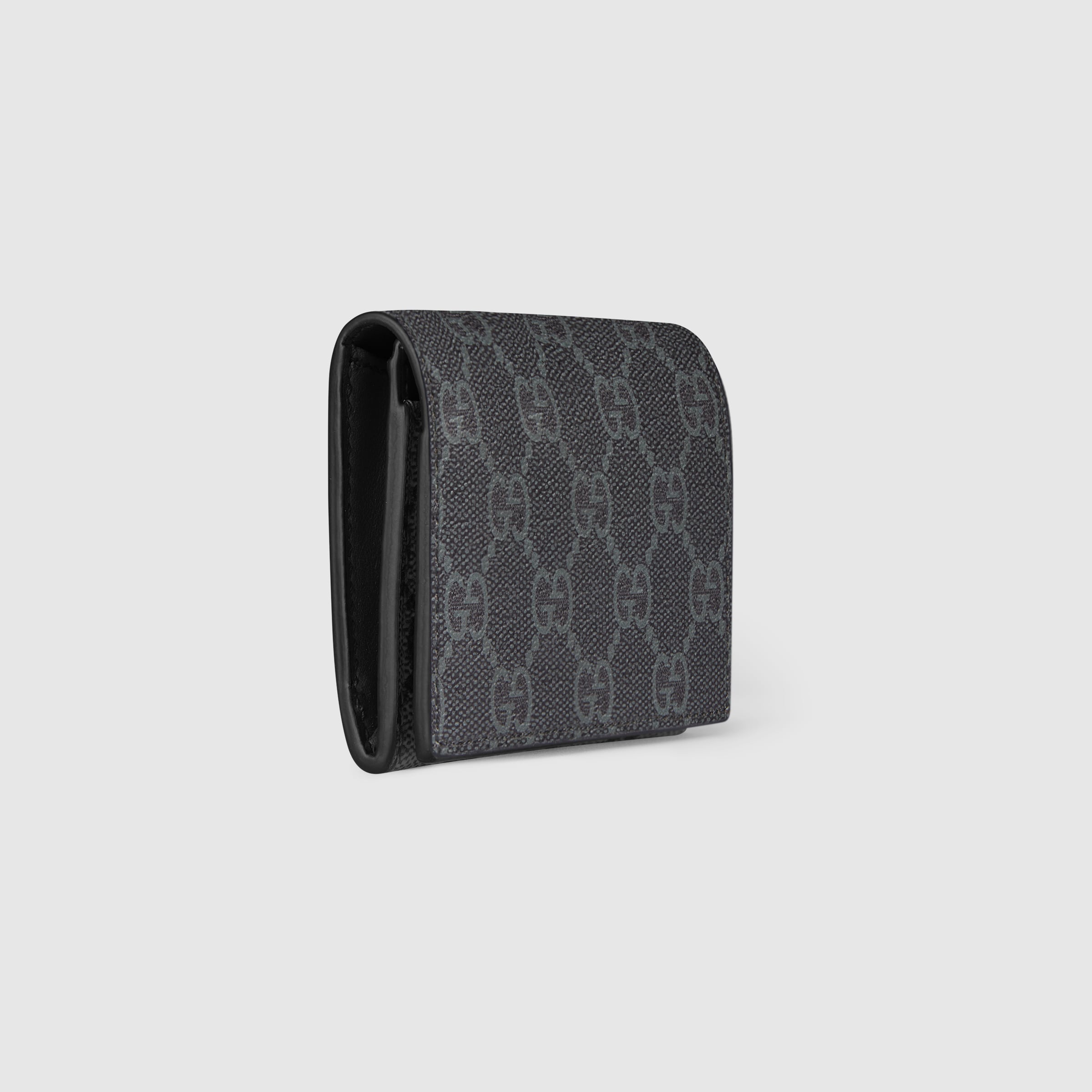 GUCCI。ネームプレート GG Emblem card case in black fabric | GUCCI® US