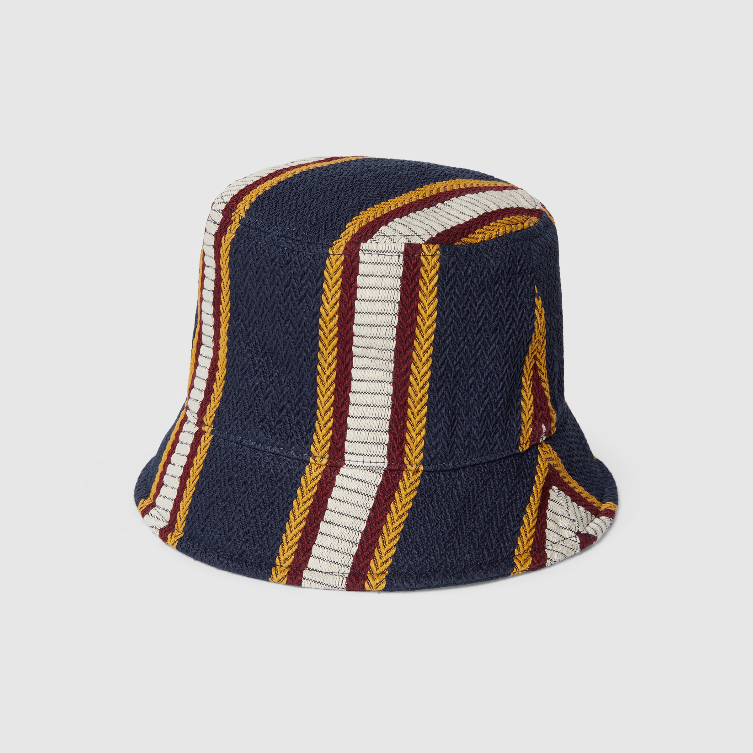Authentic Gucci bucket hat with green and red Gucci ribbon