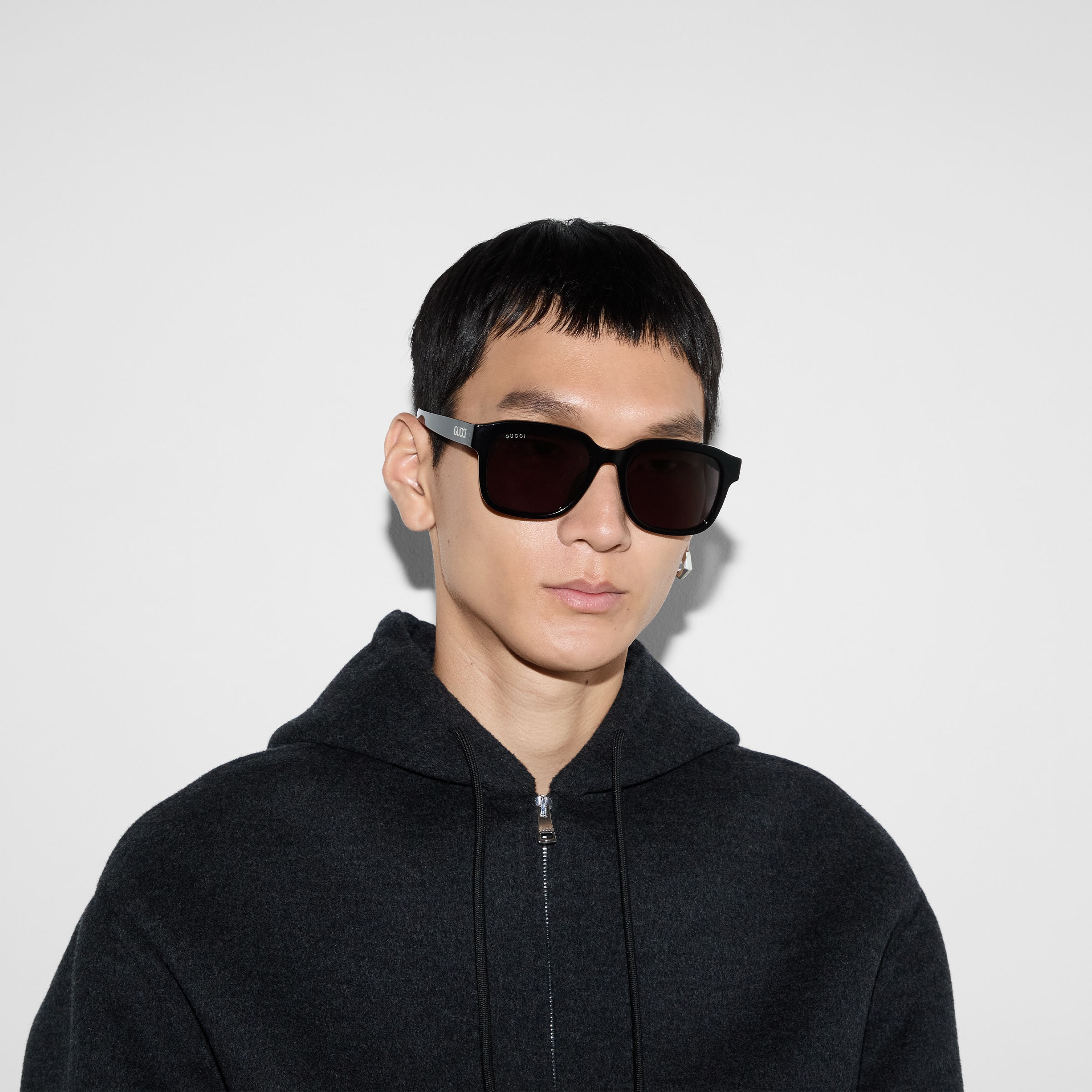 819603_J0740_1012_003_100_0000