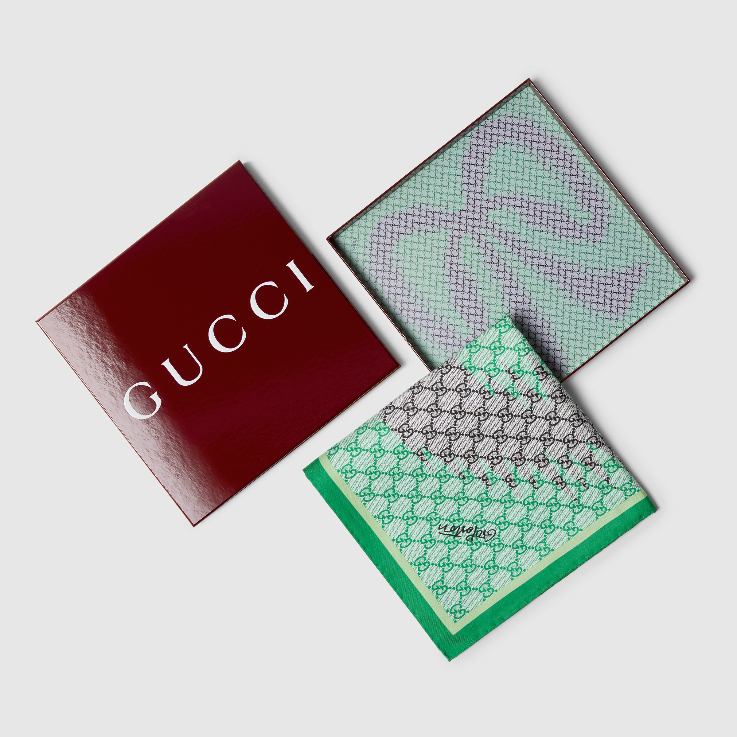 826095_3G001_3700_015_090_0000