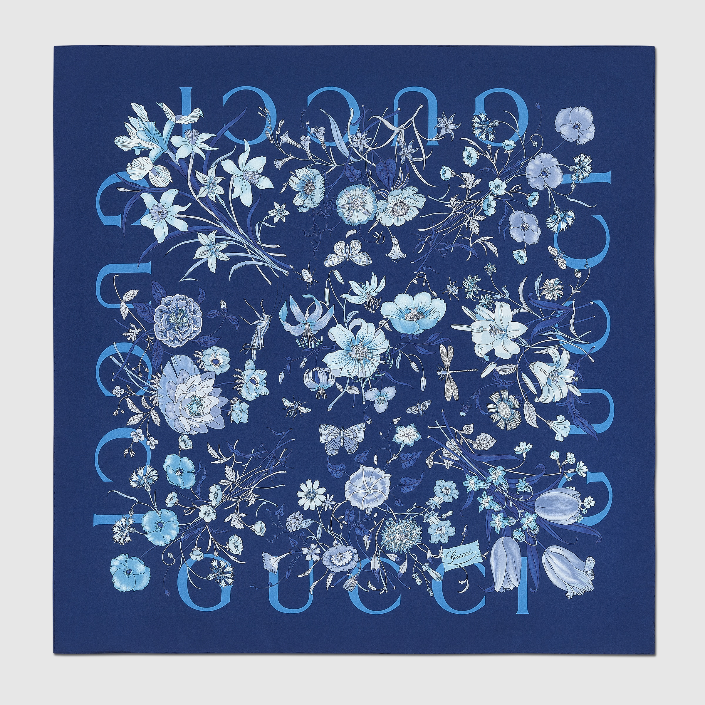Printed Flora silk twill carré in dark blue | GUCCI® CA