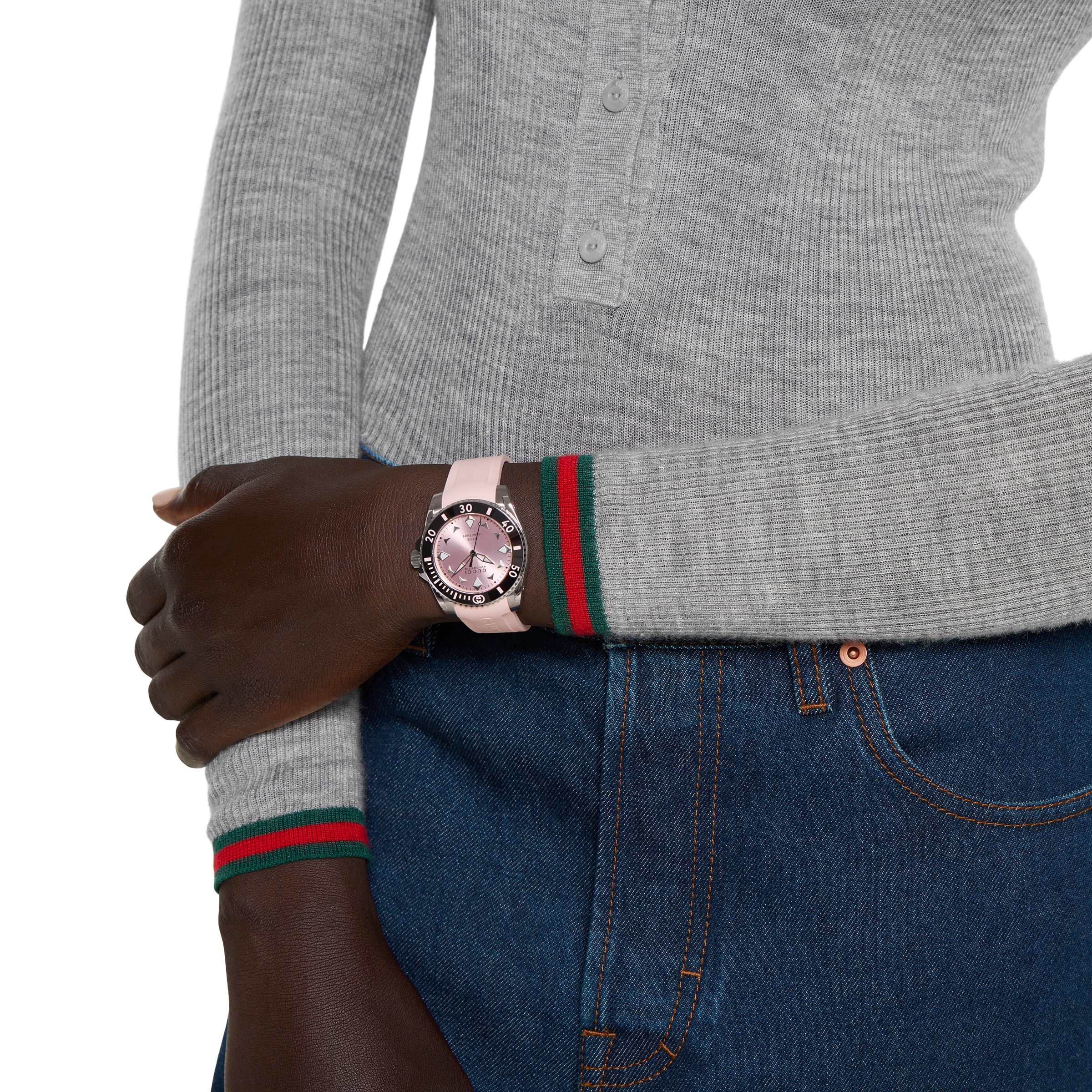 Gucci Dive watch, 36mm in pink rubber | GUCCI® US