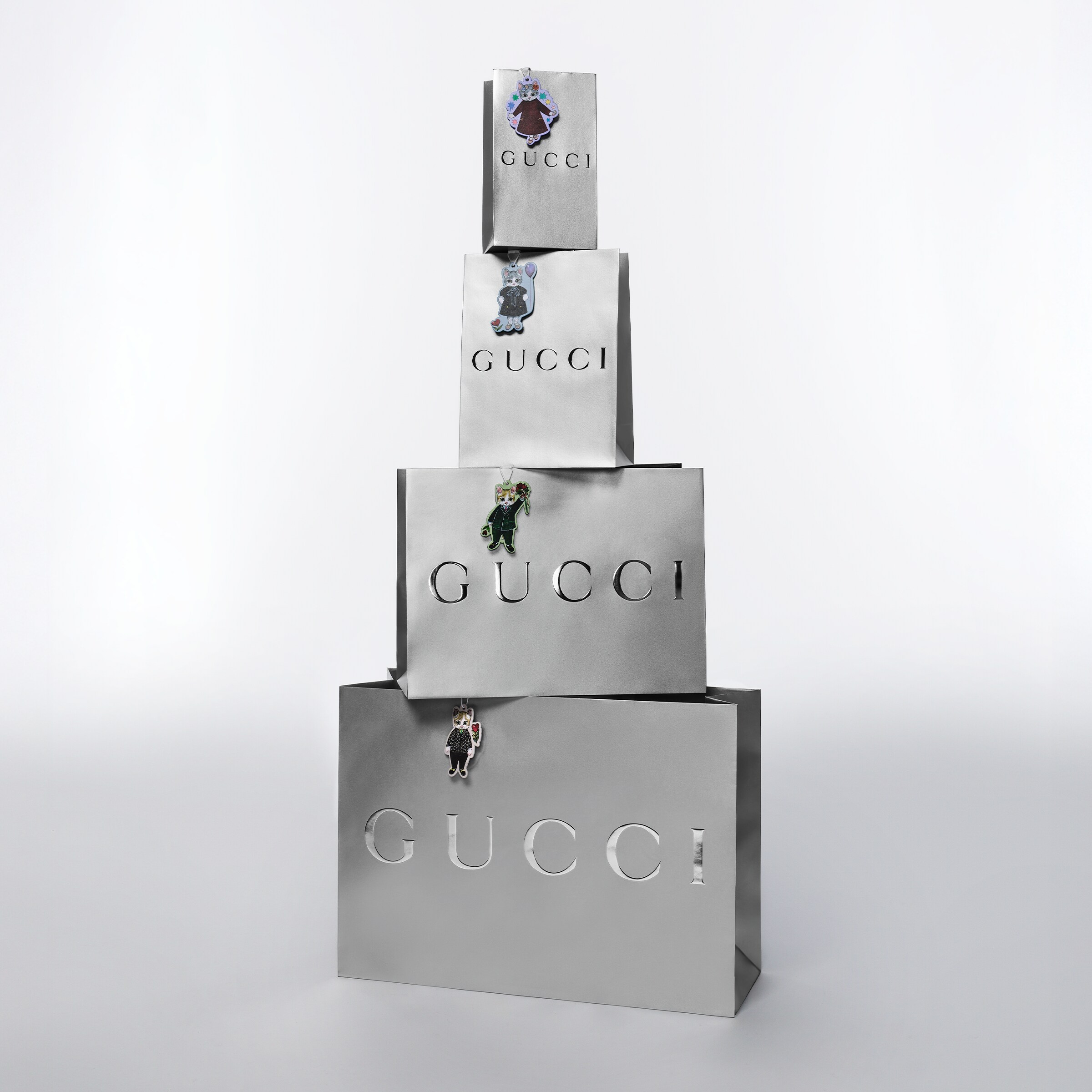 GUCCIキャビネット非売品 グッチ デコールGGスプリーム キャンバス ジュエリー トランク | GUCCI® JP