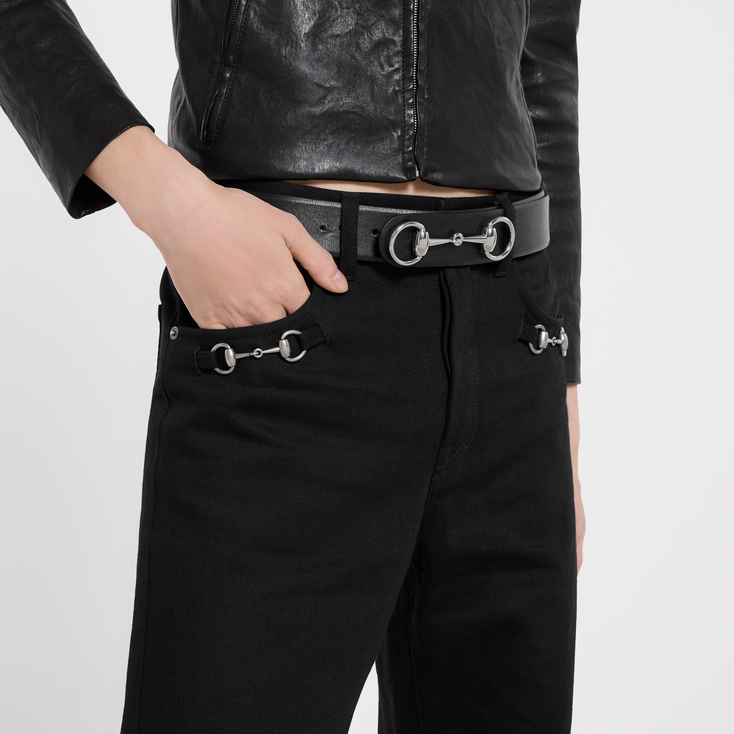 ホースビット ディテール コットンデニム パンツ ・ブラック | GUCCI公式