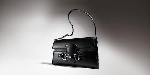 〔ホースビット リストレット〕ミディアム ショルダーバッグ