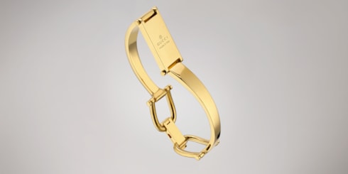 سوار دائري بشعار stirrup