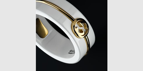 Anello Gucci Interlocking con zirconia