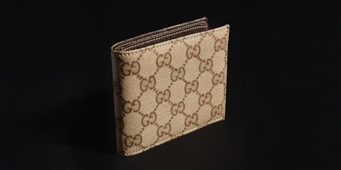 Gucci Essence Classic bi-fold wallet