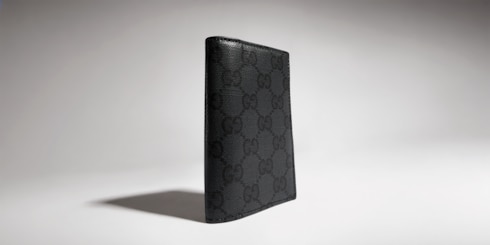 Gucci Essence Classic card case